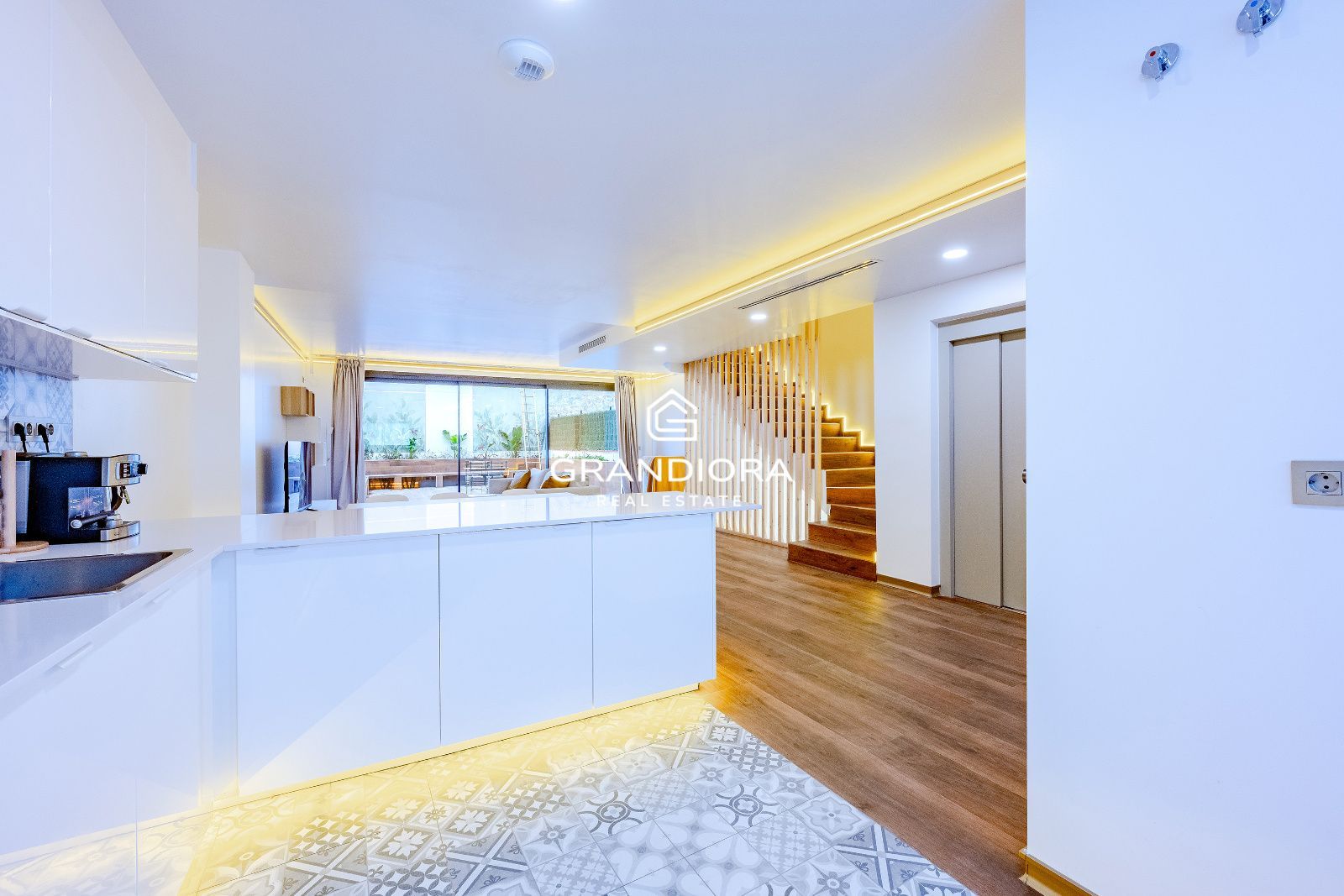 Vivienda de obra nueva en Montgat con vistas al mar y excelente conexión con Barcelona - Imagen 10
