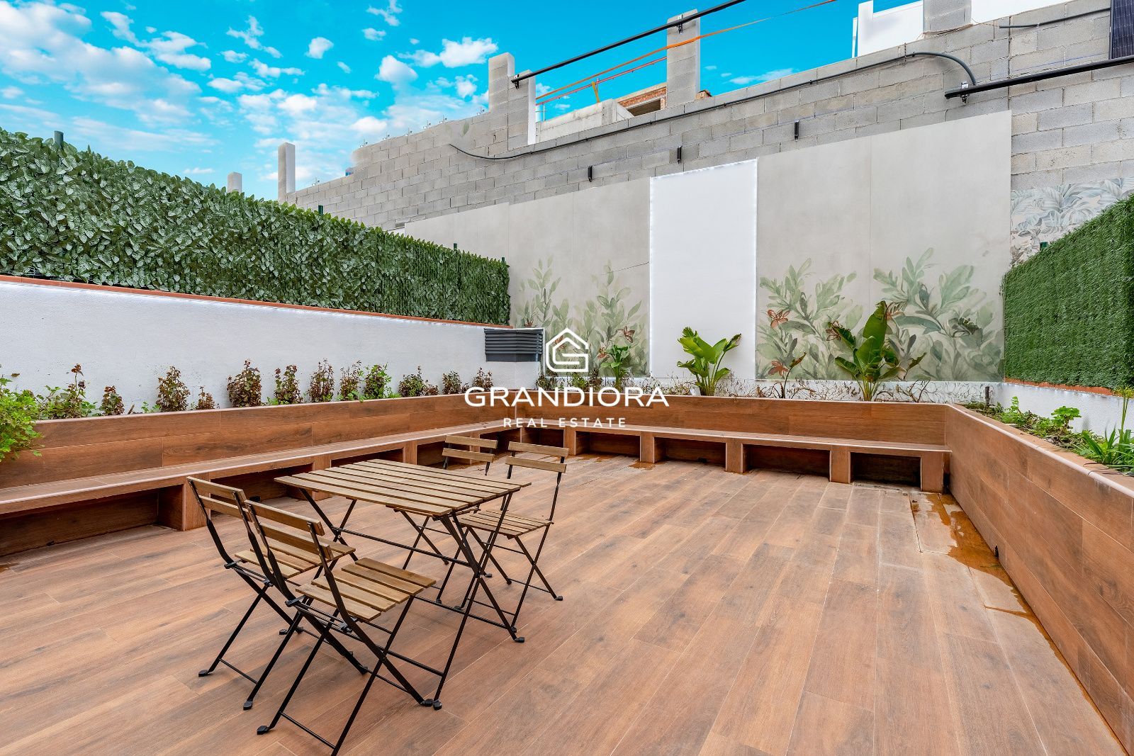 Vivienda de obra nueva en Montgat con vistas al mar y excelente conexión con Barcelona - Imagen 4