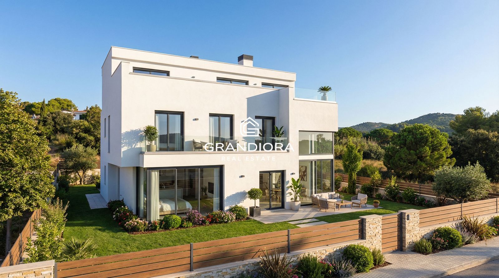 Villa de obra nueva con vistas al mar y piscina privada en una de las zonas más exclusivas de Montgat - Imagen 3