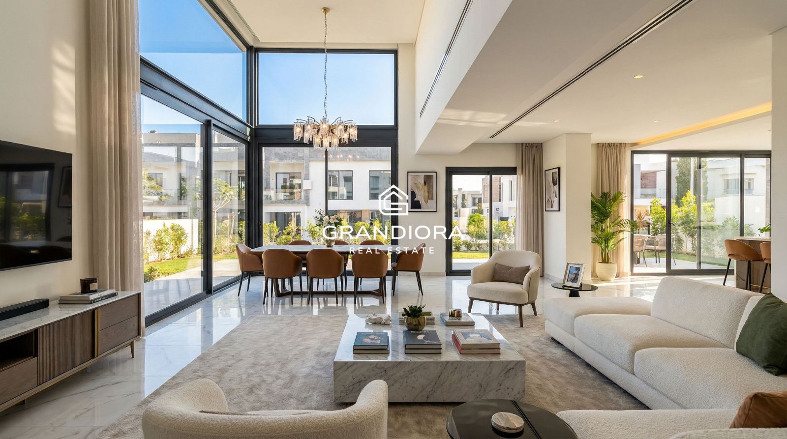 Villa de obra nueva con vistas al mar y piscina privada en una de las zonas más exclusivas de Montgat
