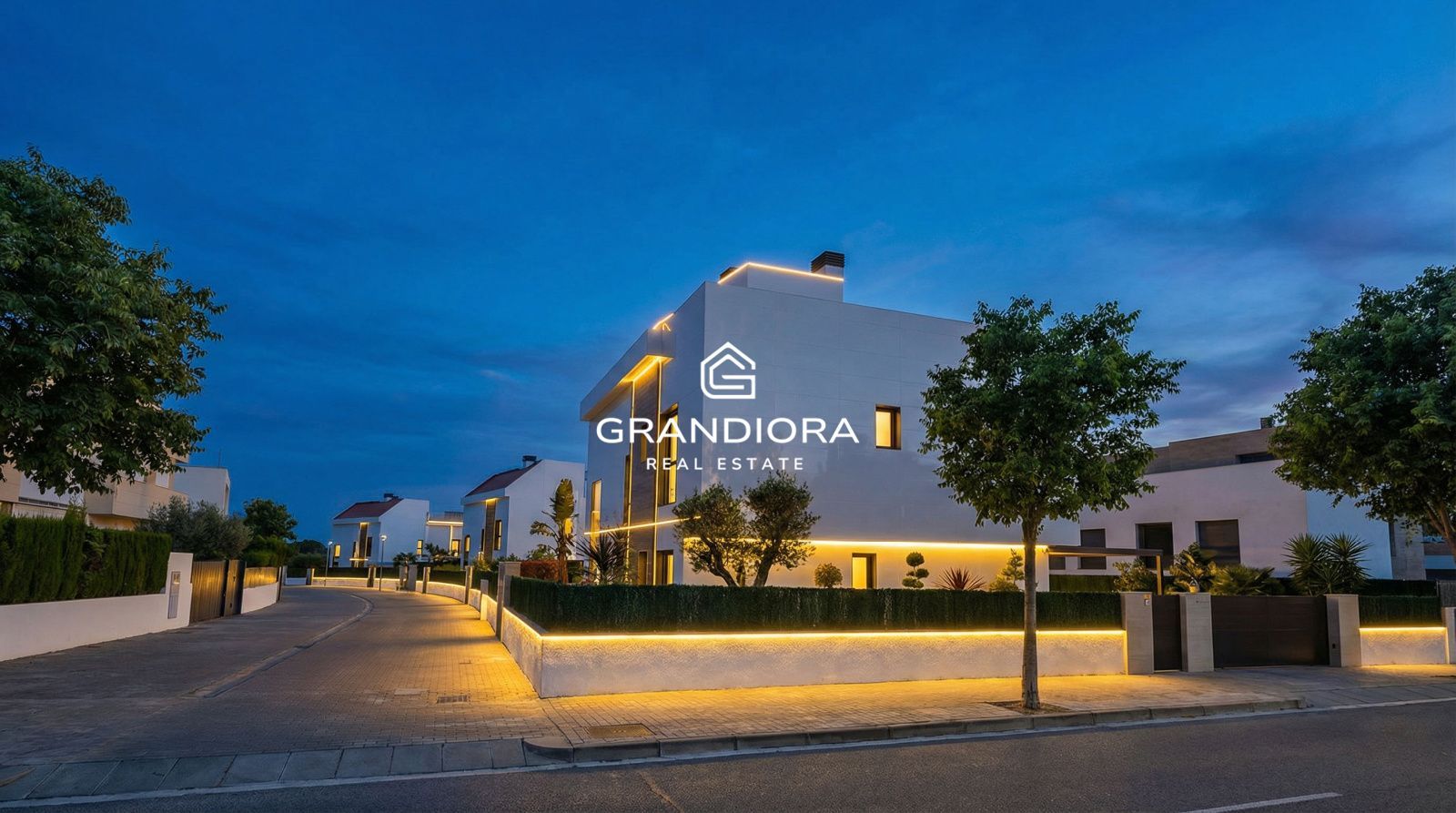 Villa de obra nueva con vistas al mar y piscina privada en una de las zonas más exclusivas de Montgat - Imagen 19