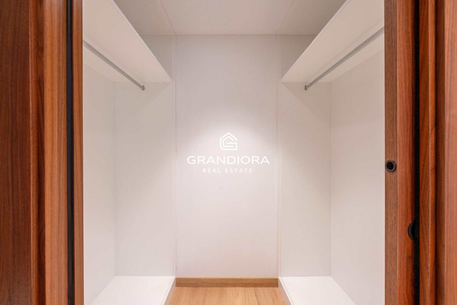 Ático exclusivo con gran terraza y entrega inmediata en Sant Cugat - Imagen 24