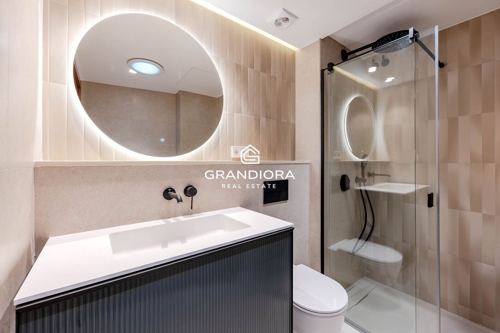 Ático exclusivo con gran terraza y entrega inmediata en Sant Cugat - Imagen 30