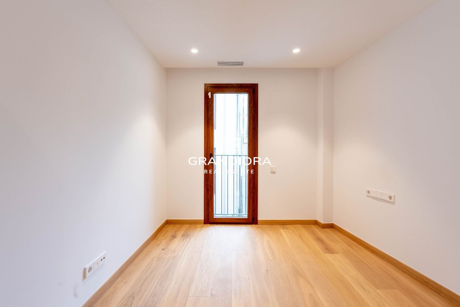 Ático exclusivo con gran terraza y entrega inmediata en Sant Cugat - Imagen 38