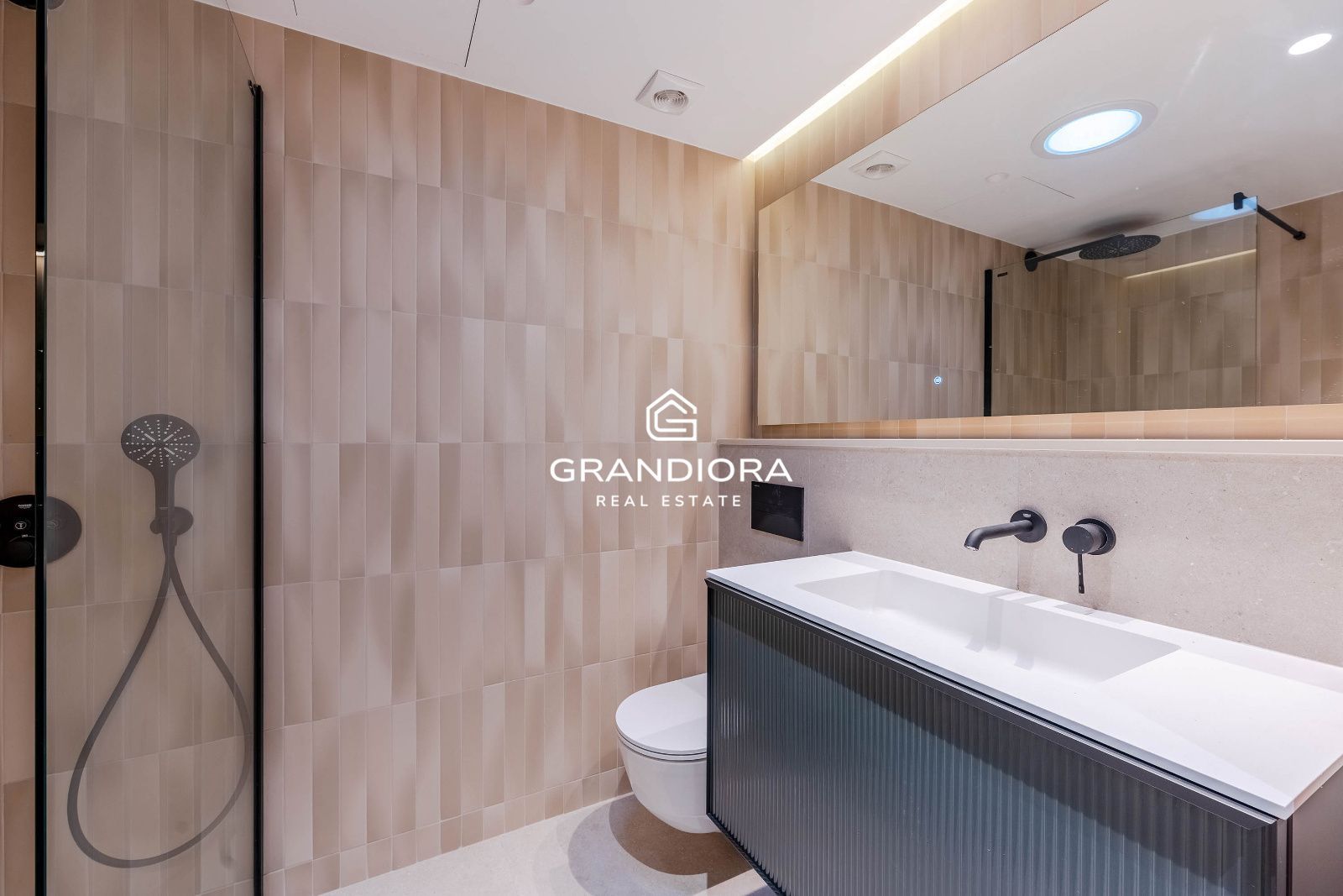 Ático exclusivo con gran terraza y entrega inmediata en Sant Cugat - Imagen 44
