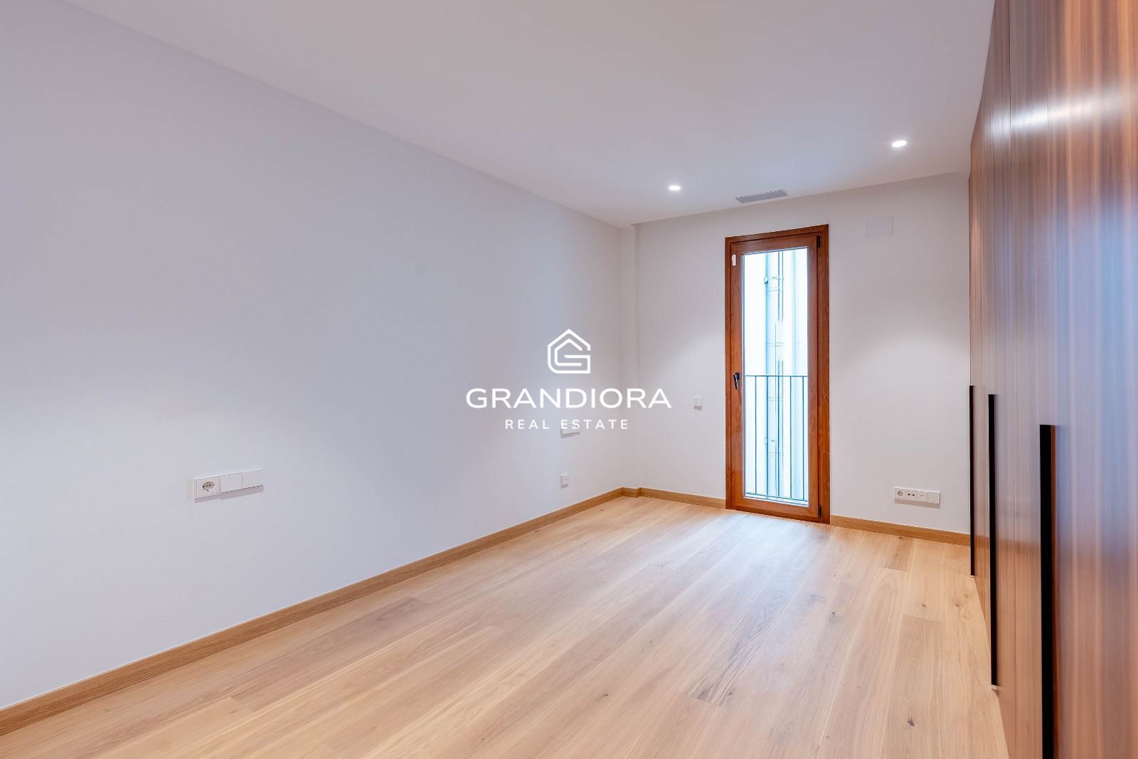 Ático exclusivo con gran terraza y entrega inmediata en Sant Cugat - Imagen 45