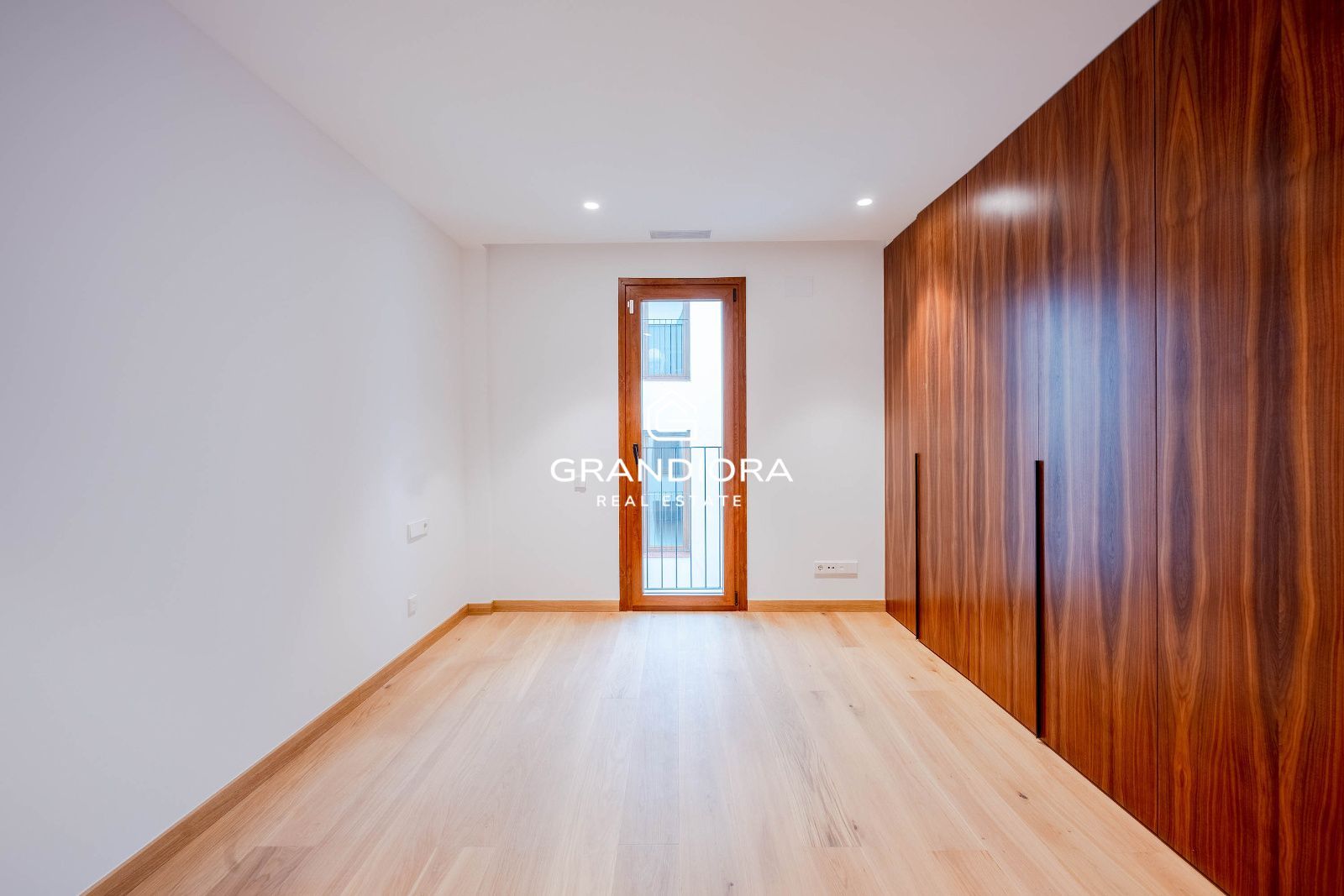 Ático exclusivo con gran terraza y entrega inmediata en Sant Cugat - Imagen 17