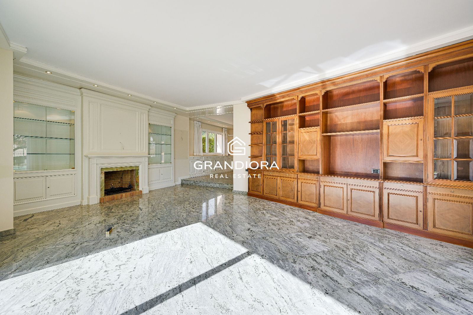 Preciosa villa en Premia de Dalt con vistas al mar - Imagen 8