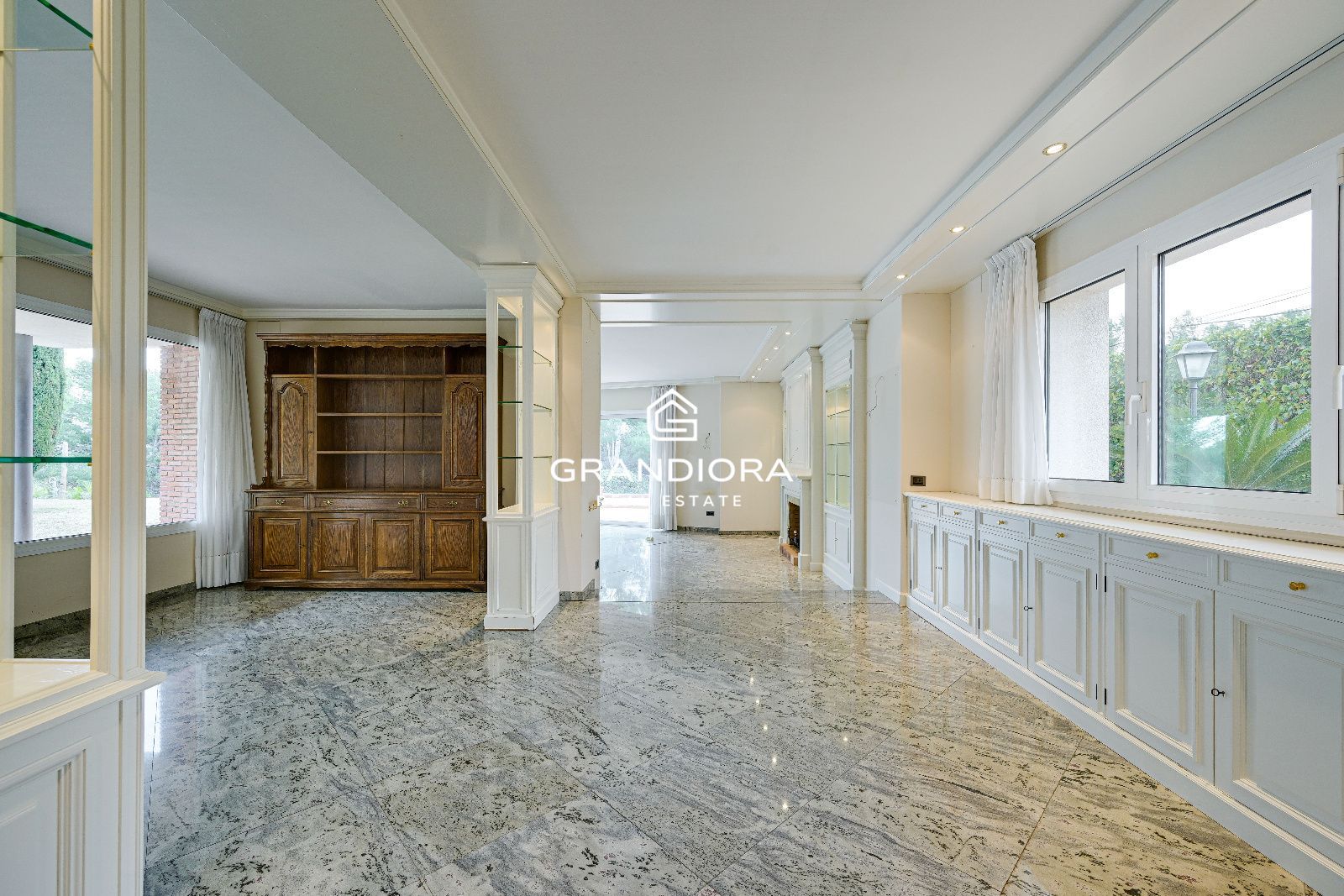 Preciosa villa en Premia de Dalt con vistas al mar - Imagen 16