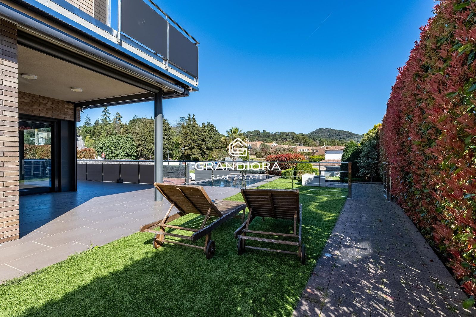 Su nuevo hogar familiar frente al golf de Vallromanes - Imagen 13