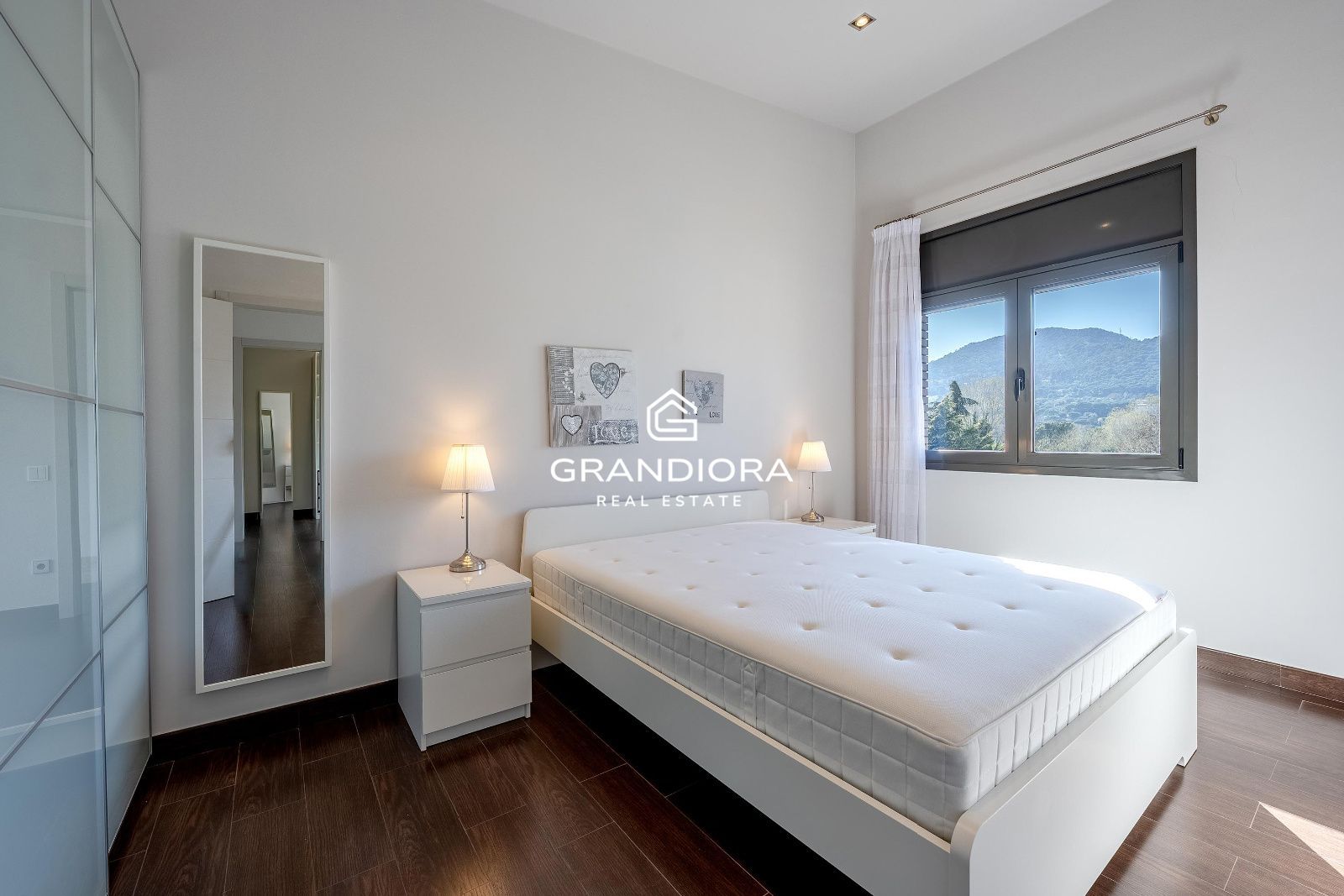 Su nuevo hogar familiar frente al golf de Vallromanes - Imagen 18