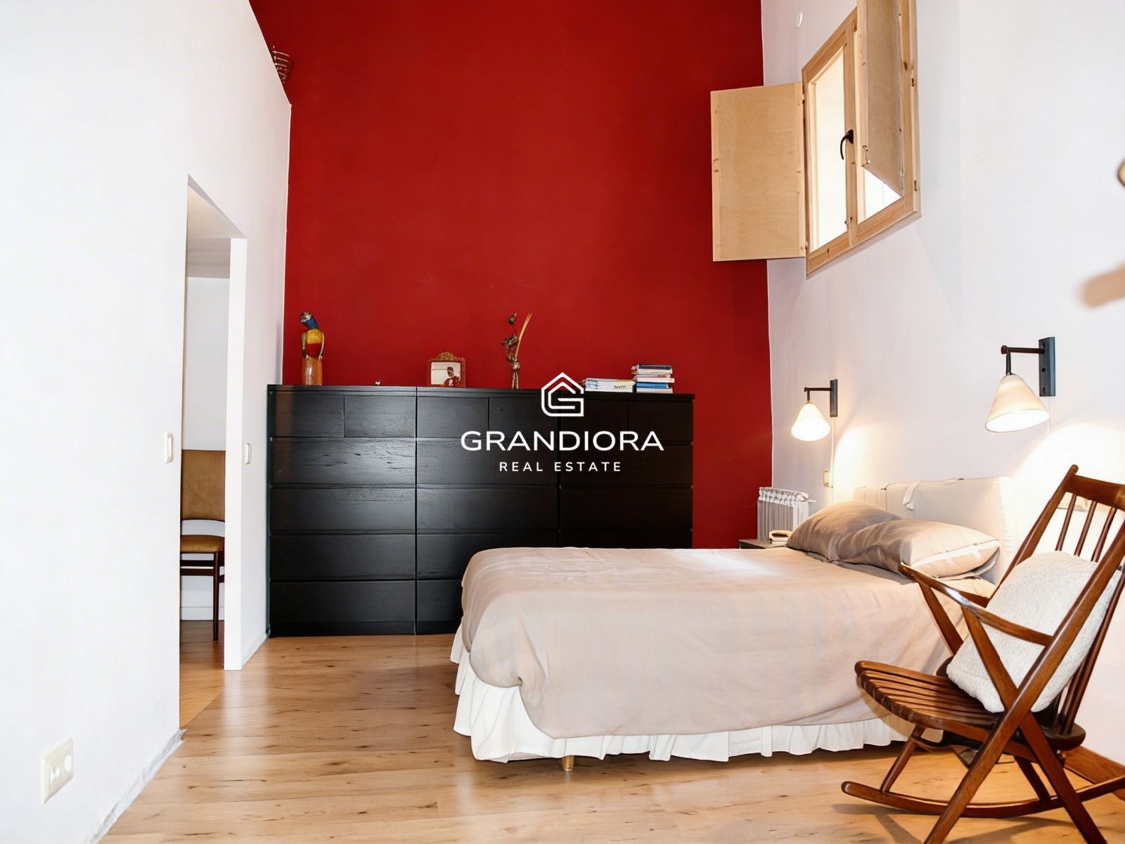 Gótico: 280m² Premium. Techos 5m. Alto Potencial. - Imagen 15