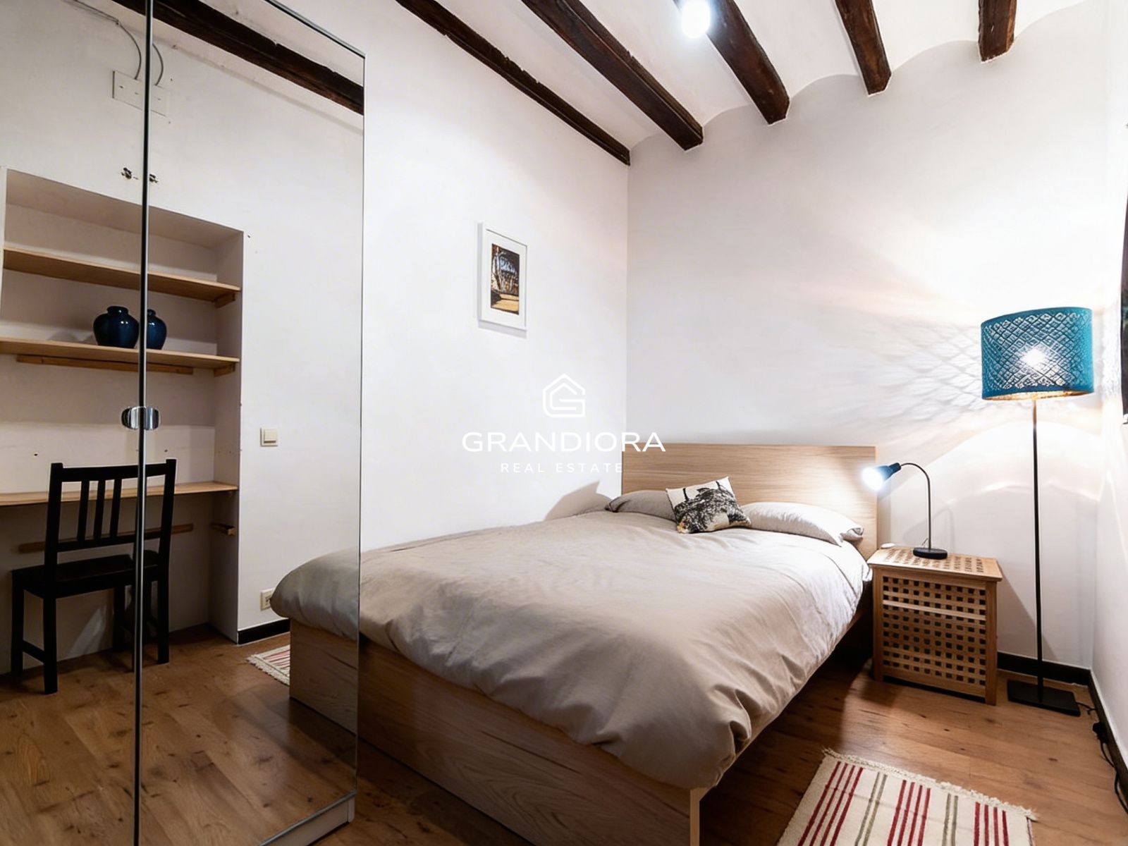 Gótico: 280m² Premium. Techos 5m. Alto Potencial. - Imagen 19