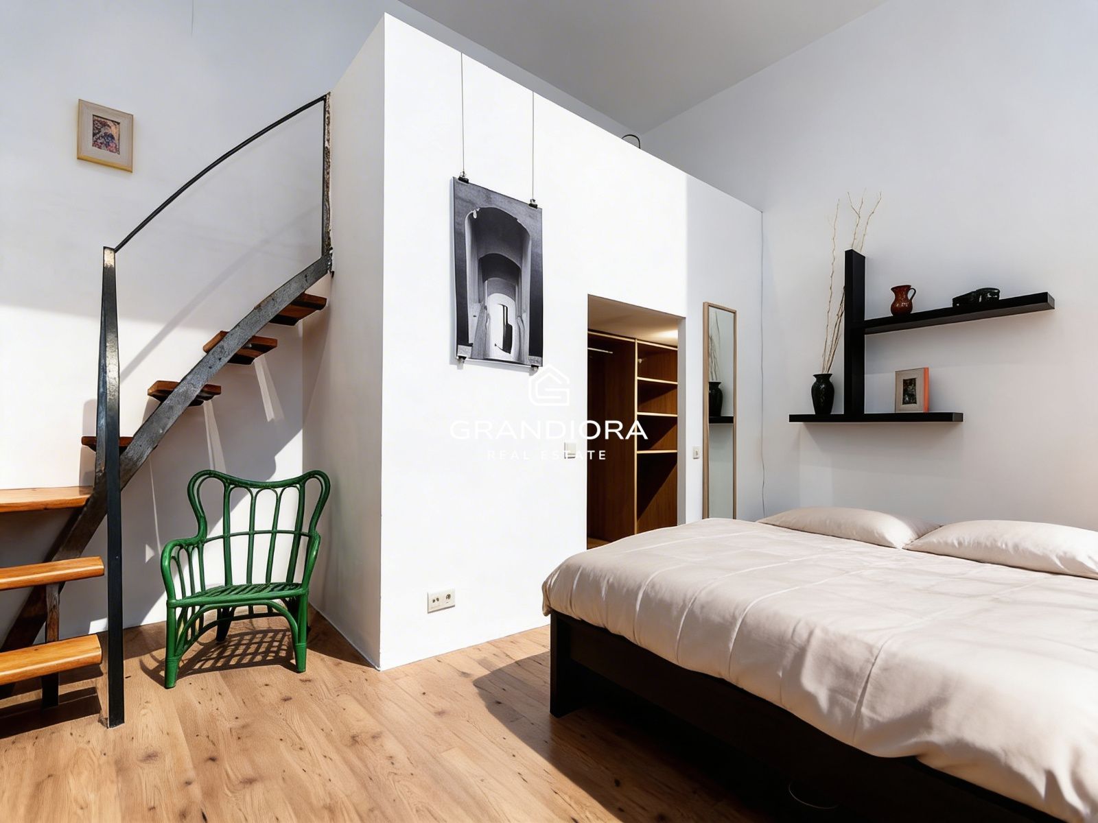 Gótico: 280m² Premium. Techos 5m. Alto Potencial. - Imagen 20