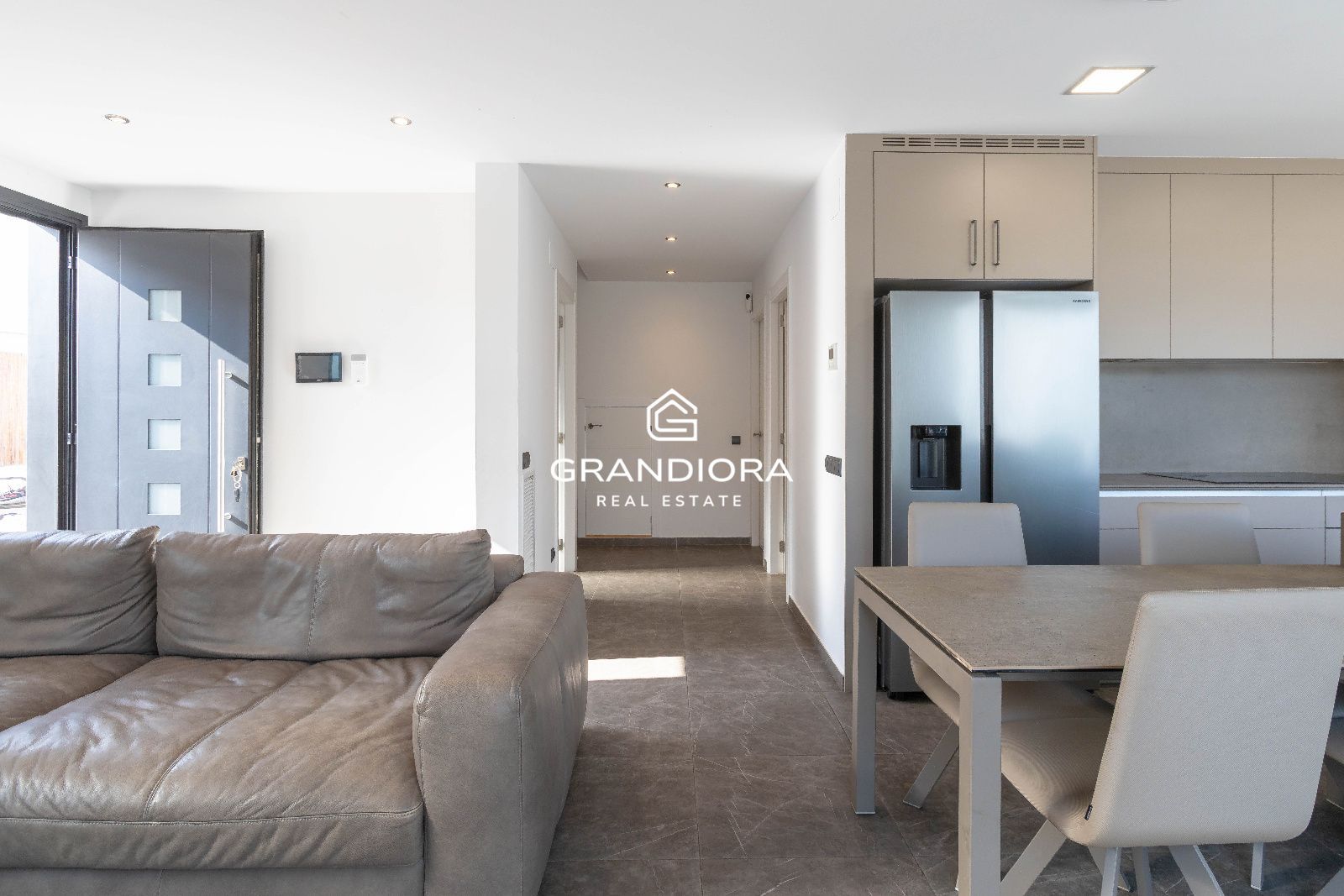 Casa moderna con gran jardín y vistas al mar: Máxima privacidad en Premià de Dalt - Imagen 6