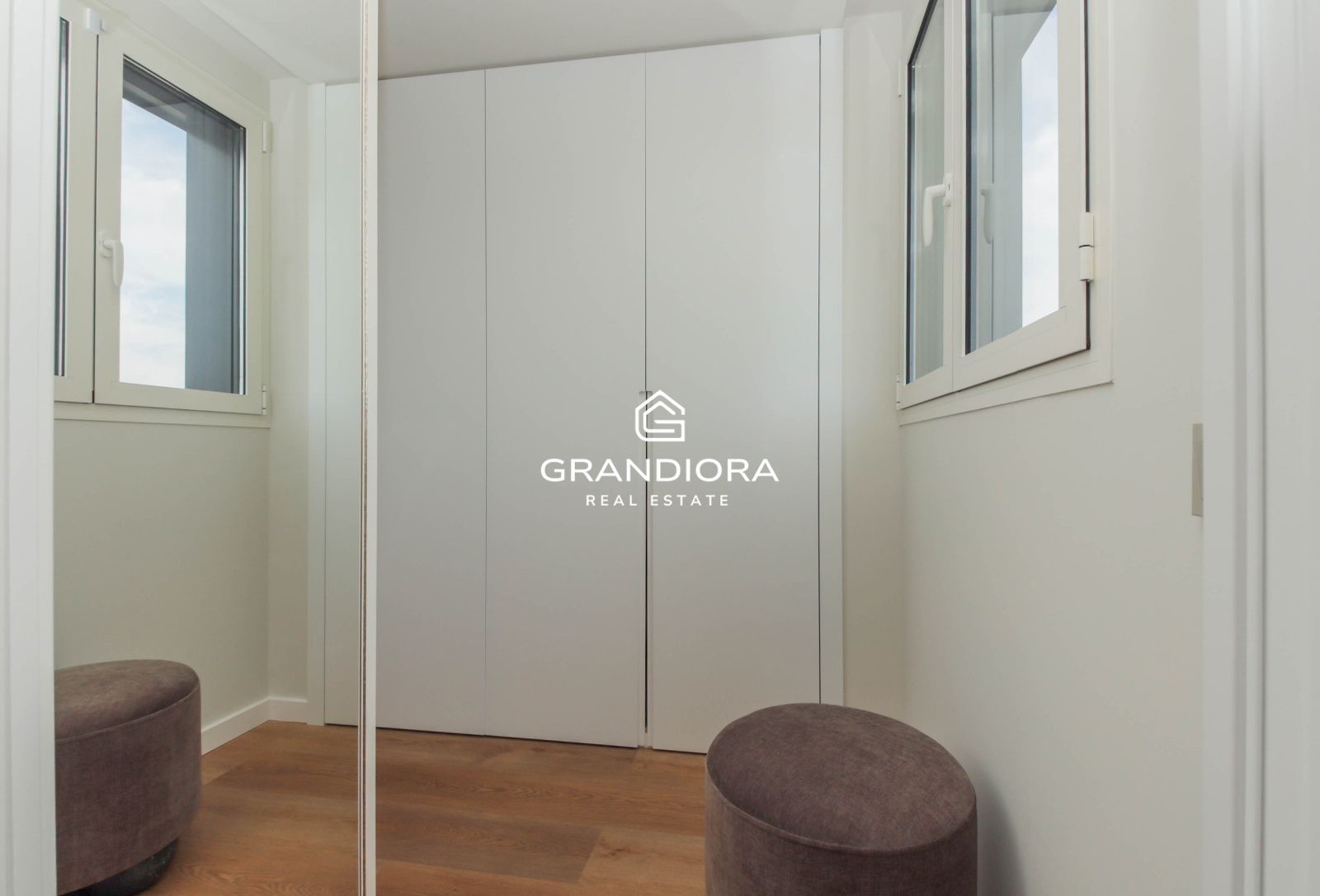 Ático Contemporáneo con Terraza de 40 m² y Vistas al Mediterráneo en La Plana, Sitges - Imagen 38