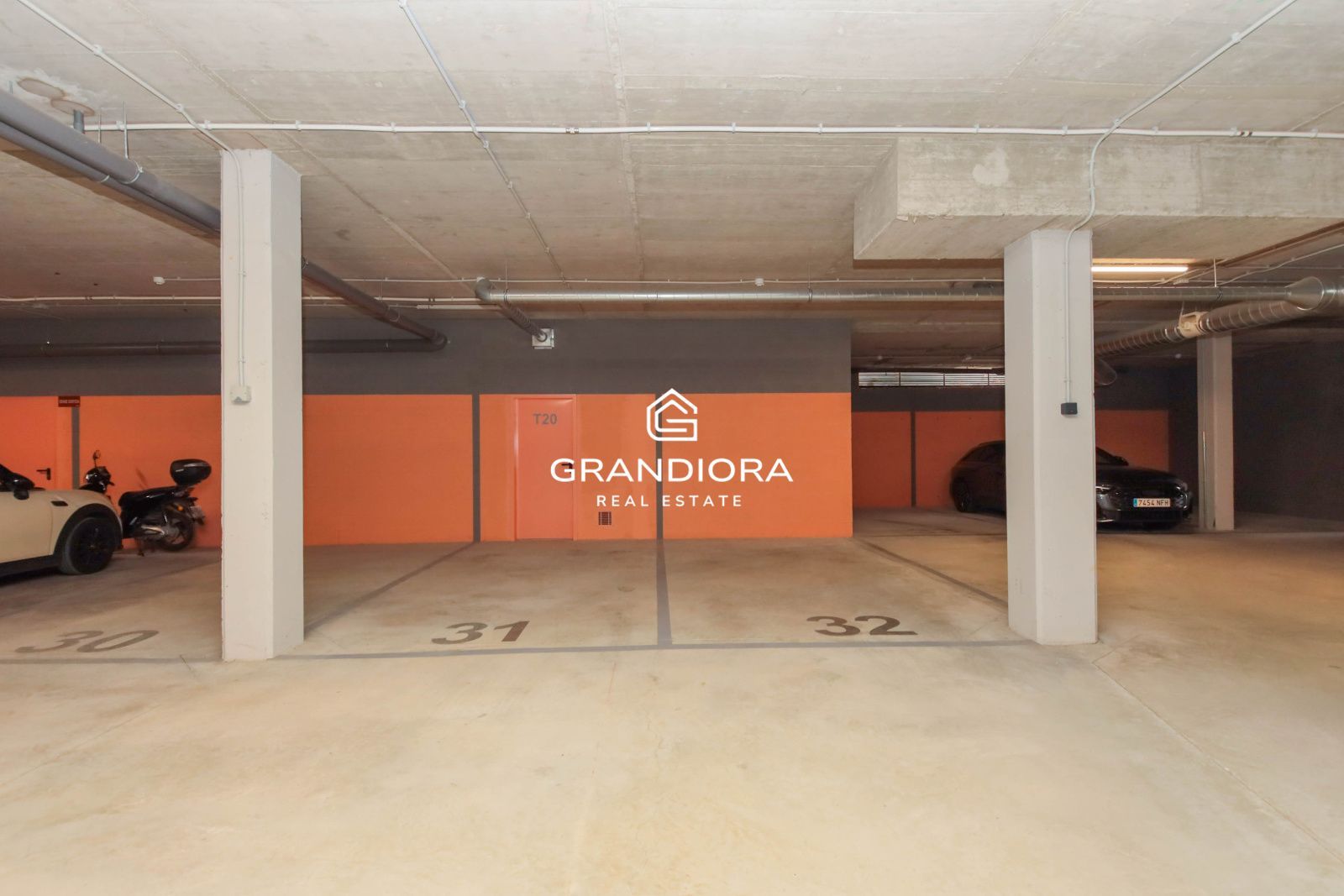 Ático Contemporáneo con Terraza de 40 m² y Vistas al Mediterráneo en La Plana, Sitges - Imagen 42