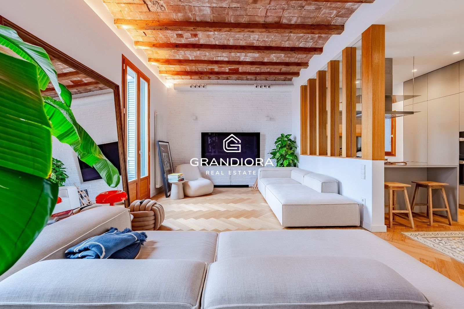 Piso Modernista Reformado en Paseo Sant Joan y Diagonal - Imagen 4