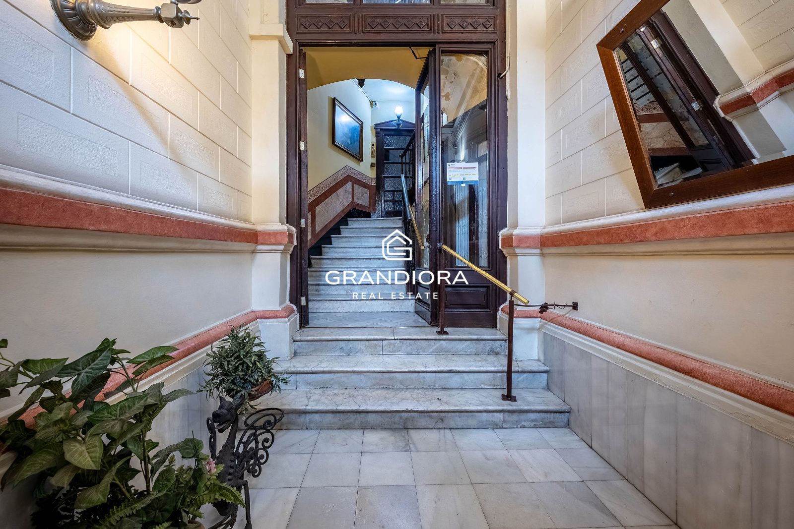 Piso Modernista Reformado en Paseo Sant Joan y Diagonal - Imagen 32