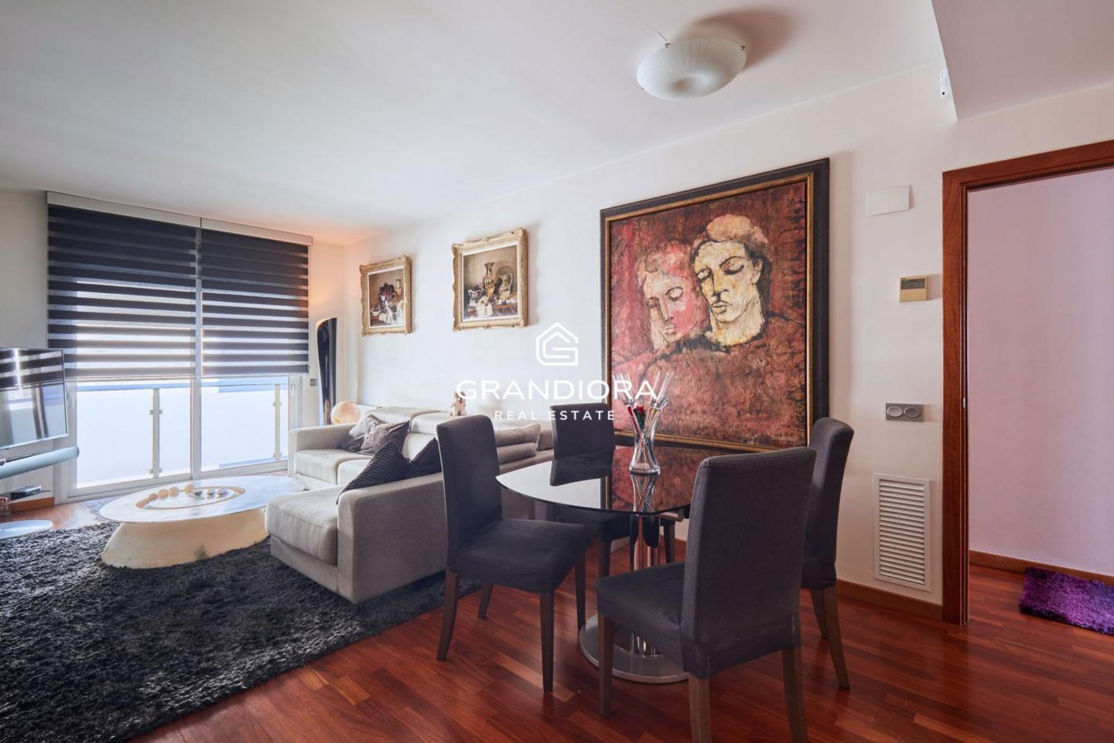 Ático con Solarium Privado a Pasos del Mar y el Port Vell - Imagen 8