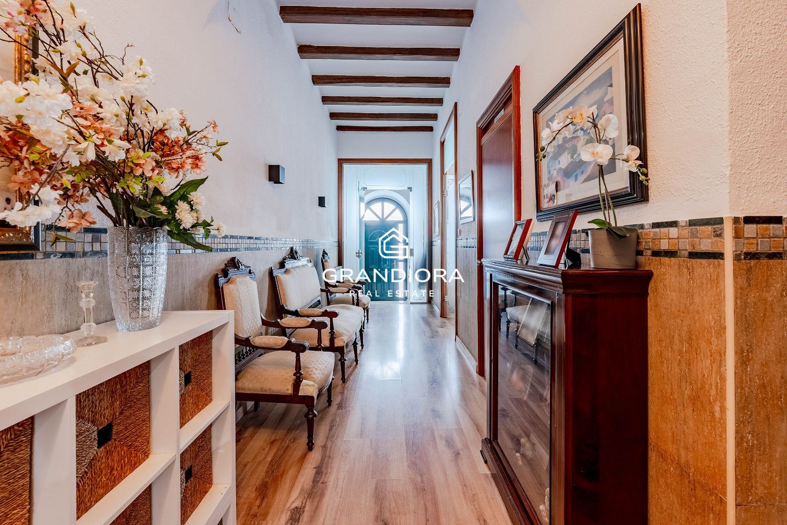 Activo Patrimonial en Primera Línea: Residencia Señorial a  15 Minutos de Barcelona - Imagen 4