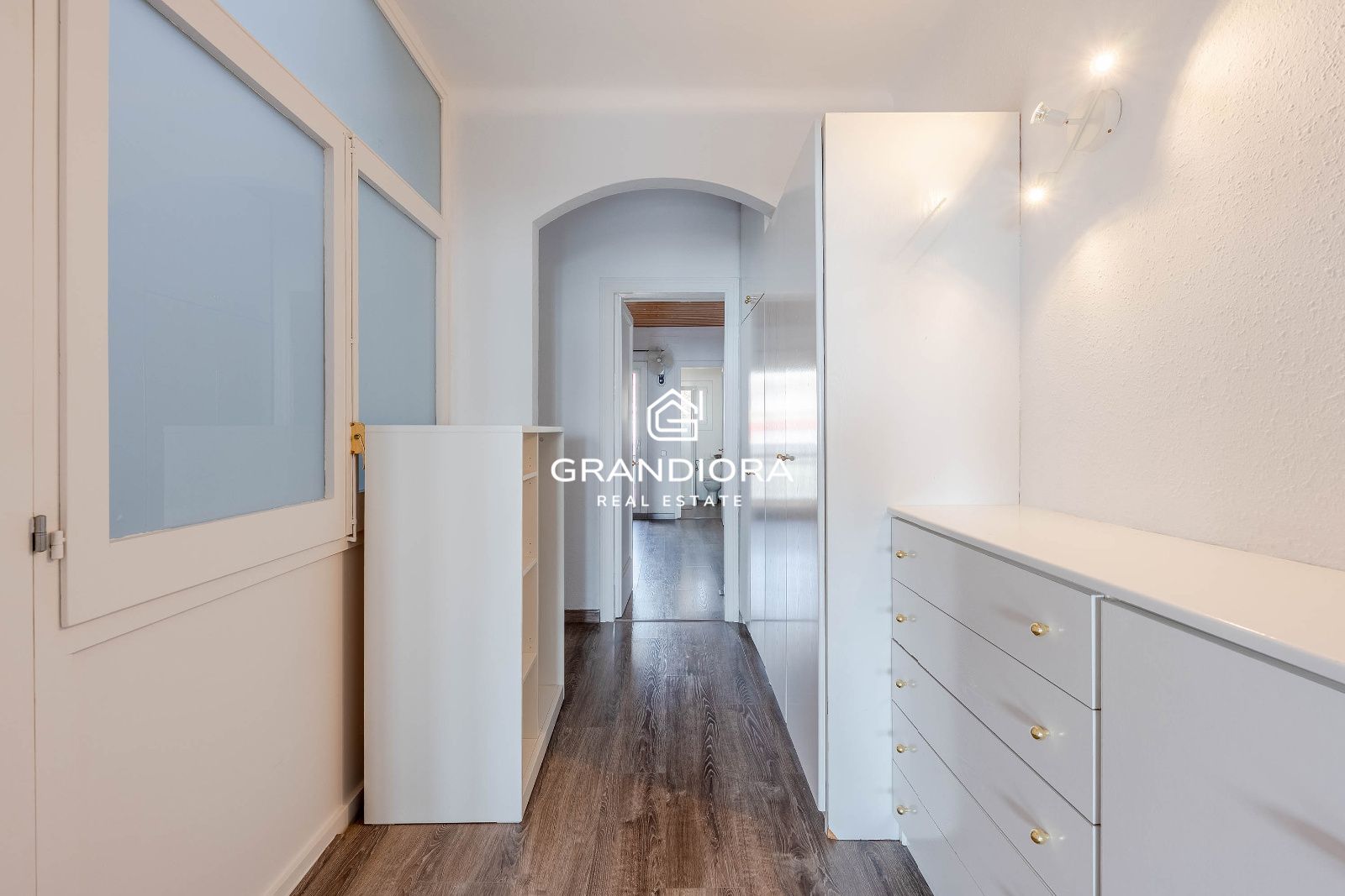 Activo Patrimonial en Primera Línea: Residencia Señorial a  15 Minutos de Barcelona - Imagen 13