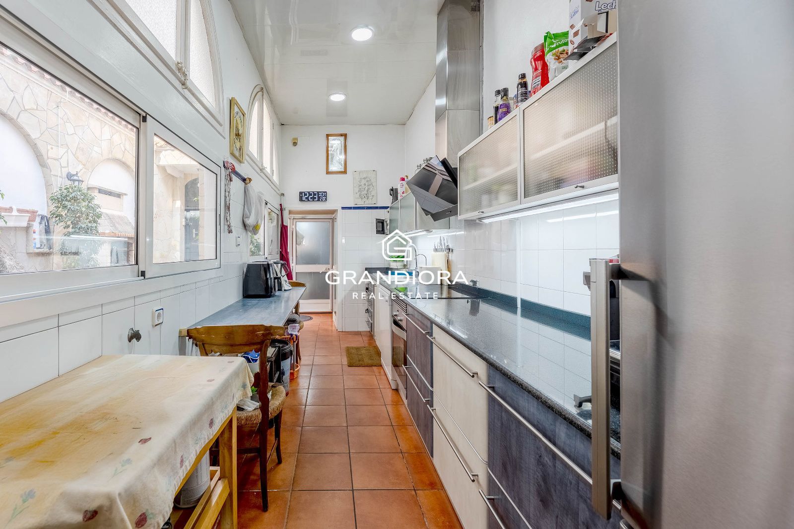 Activo Patrimonial en Primera Línea: Residencia Señorial a  15 Minutos de Barcelona - Imagen 14
