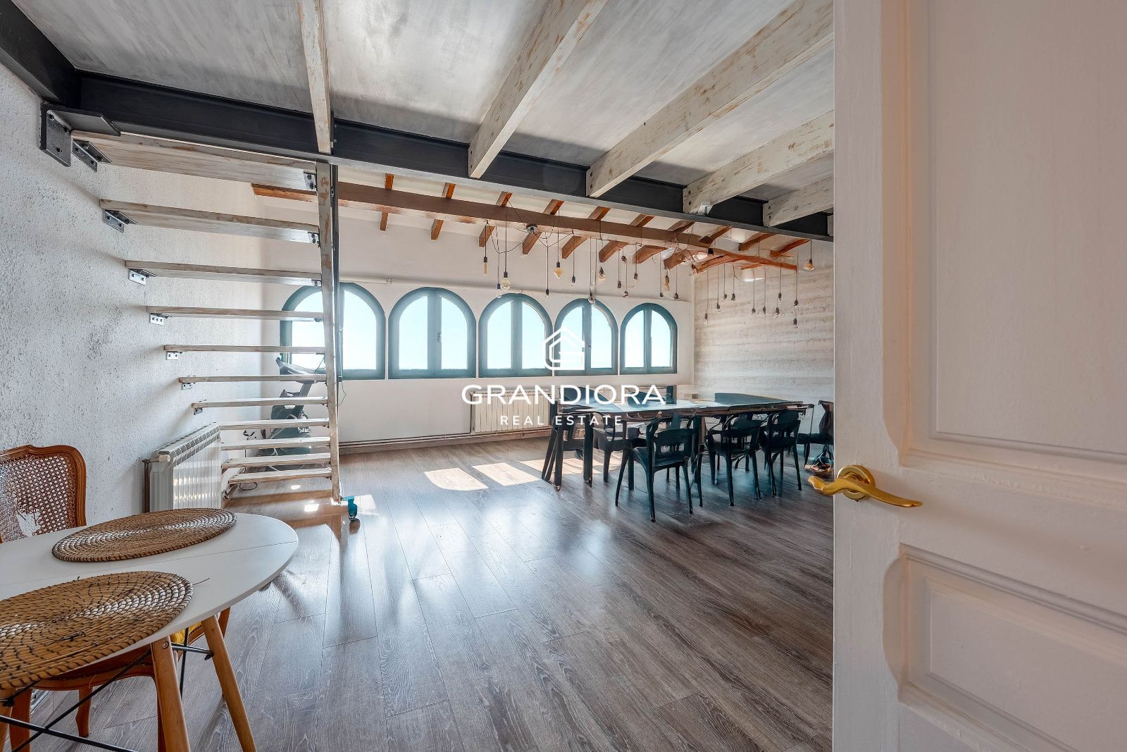 Activo Patrimonial en Primera Línea: Residencia Señorial a  15 Minutos de Barcelona - Imagen 34