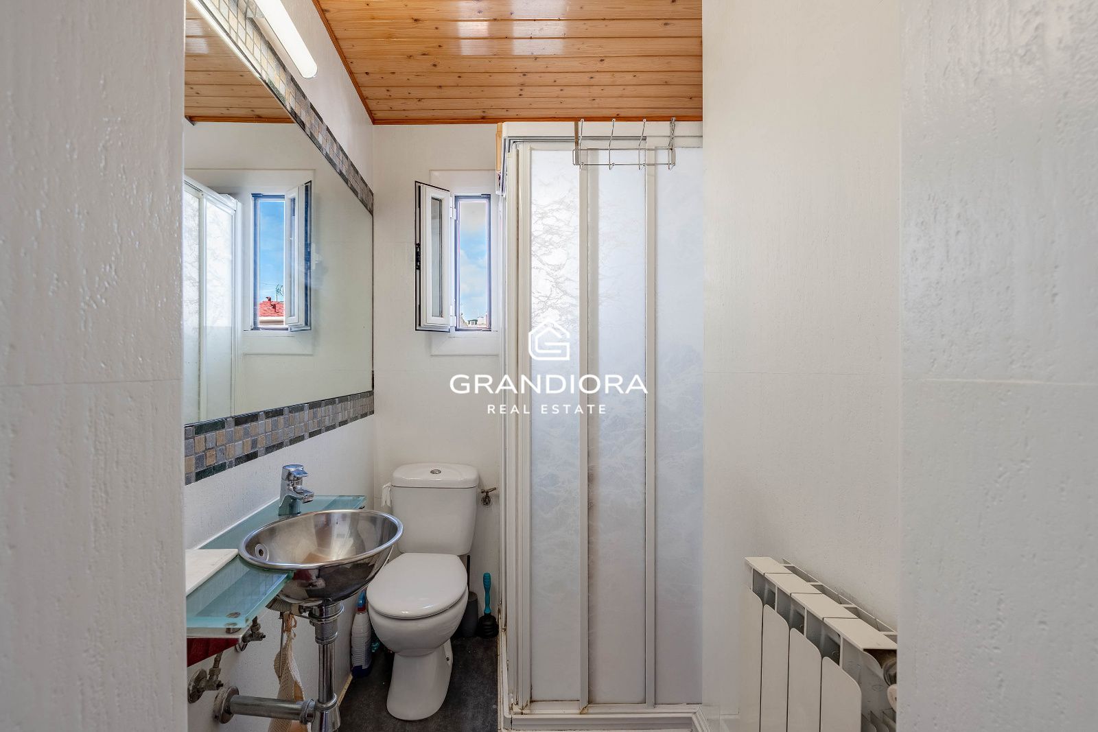 Activo Patrimonial en Primera Línea: Residencia Señorial a  15 Minutos de Barcelona - Imagen 46