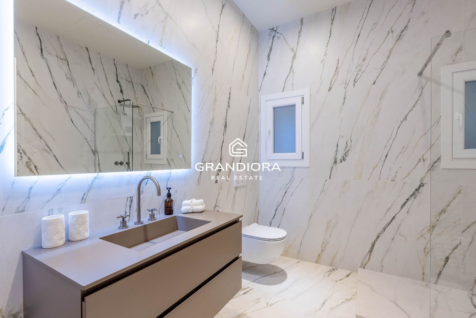 Precioso piso reformado de 200 m2 en zona super tranquila de l'Eixample Dret - Imagen 28