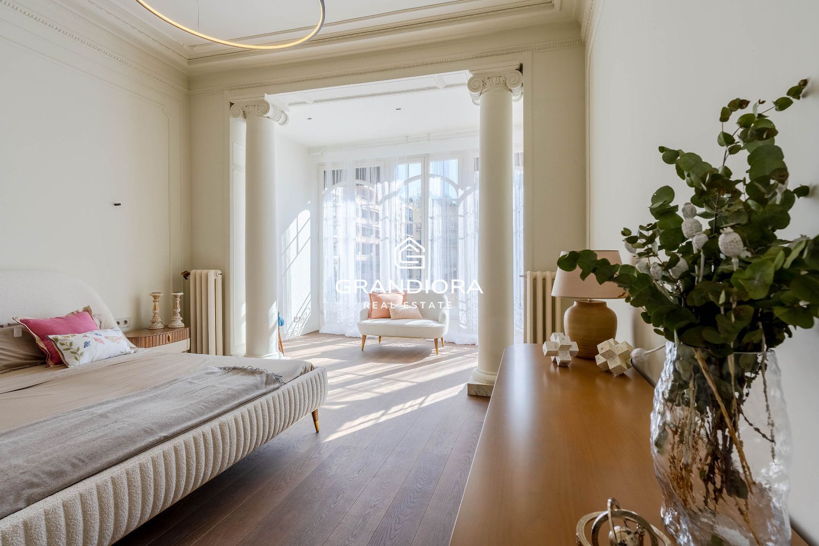 Precioso piso reformado de 200 m2 en zona super tranquila de l'Eixample Dret - Imagen 2