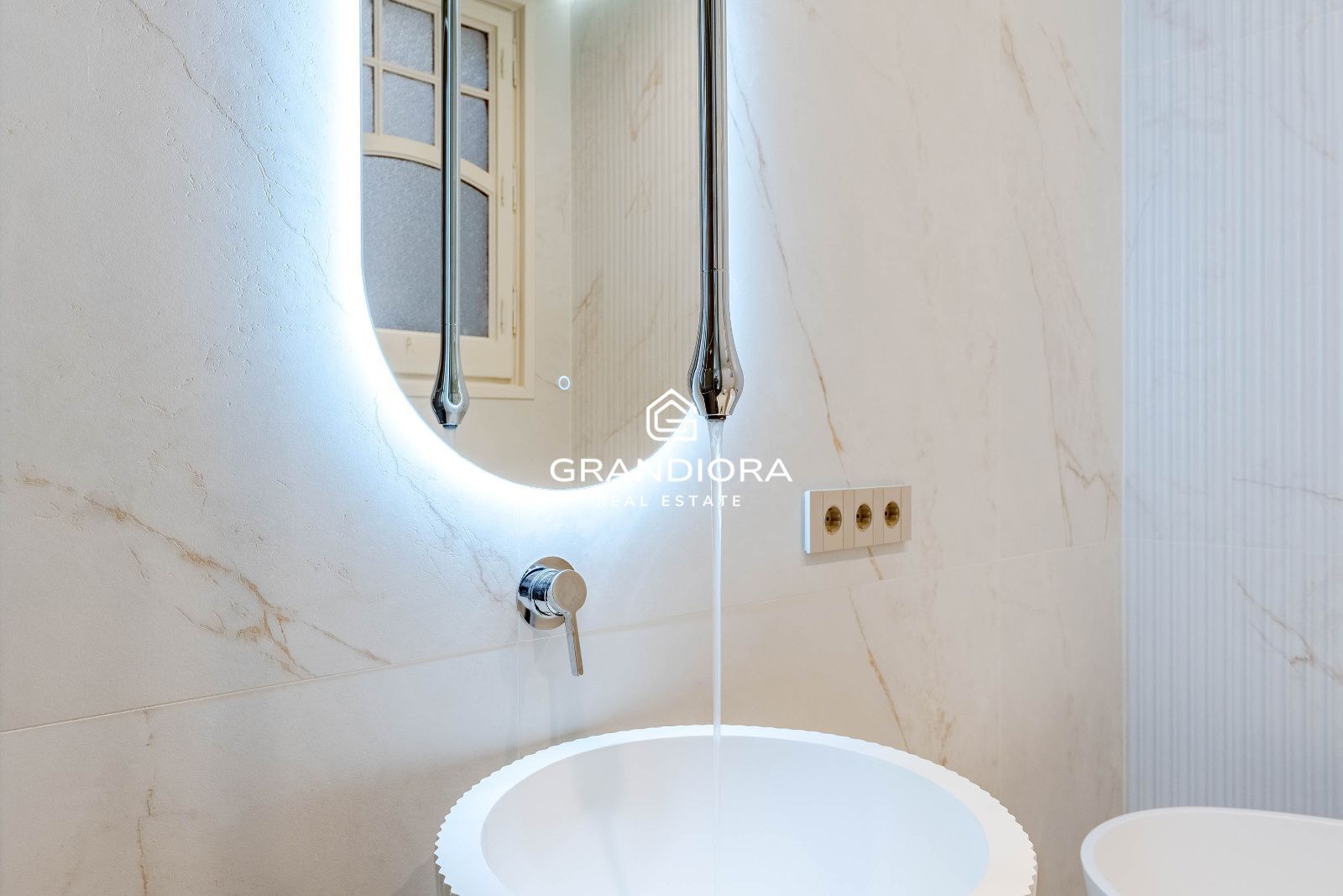 Precioso piso reformado de 200 m2 en zona super tranquila de l'Eixample Dret - Imagen 38