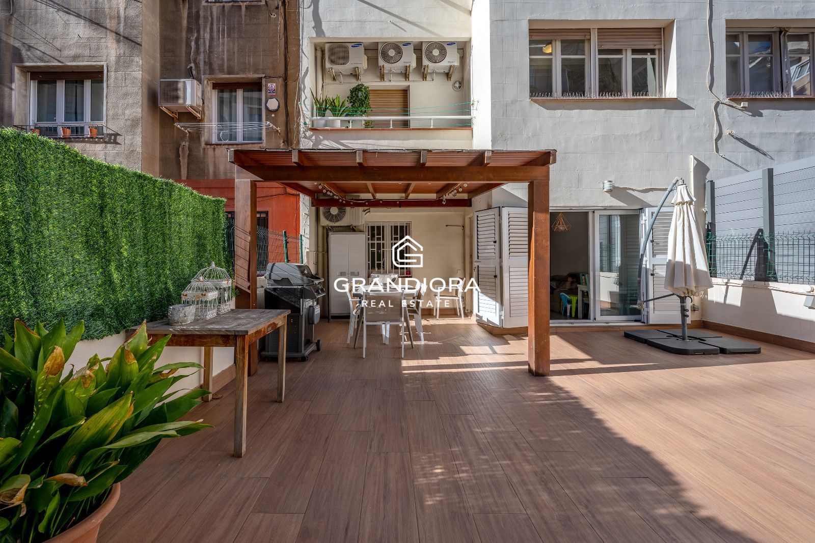 Finca Regia con Jardín Privado en el Eixample Esquerra - Imagen 31