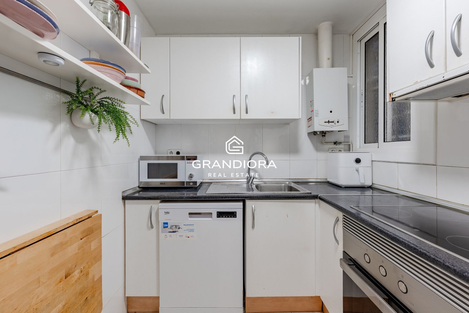 Finca Regia con Jardín Privado en el Eixample Esquerra - Imagen 25