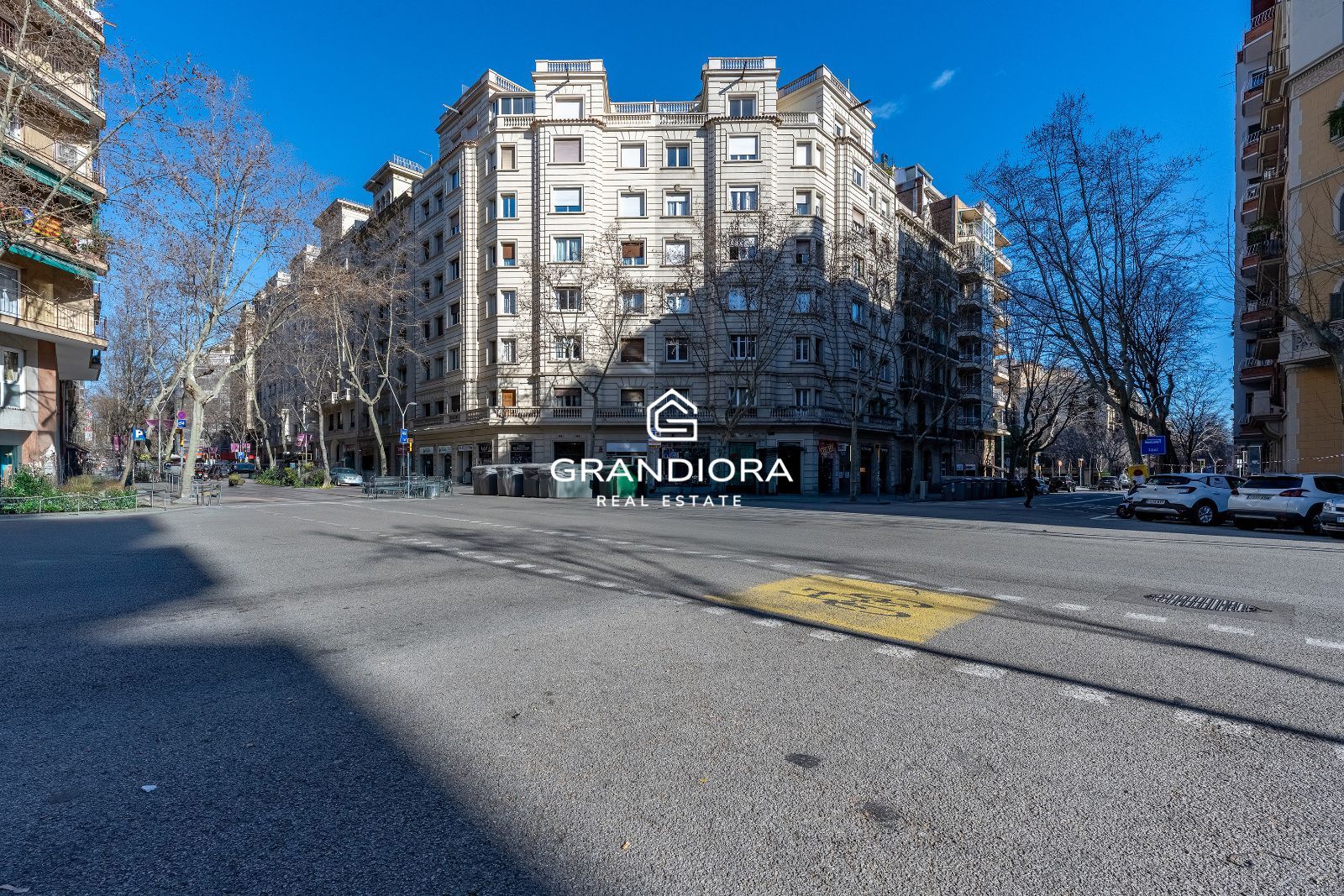Finca Regia con Jardín Privado en el Eixample Esquerra - Imagen 33