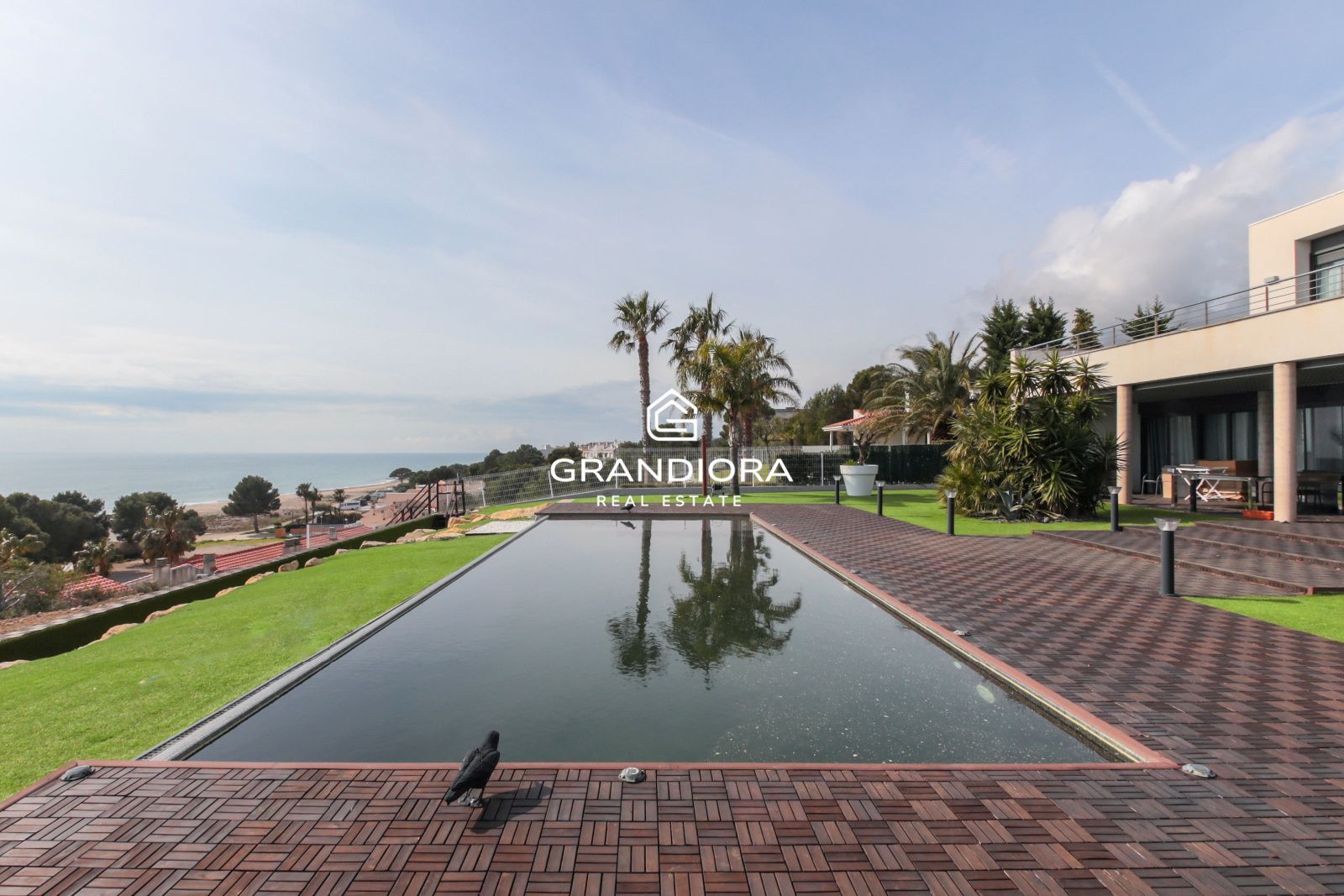 Impresionante casa independiente con vistas panorámicas al mar y 546 m² - Imagen 83