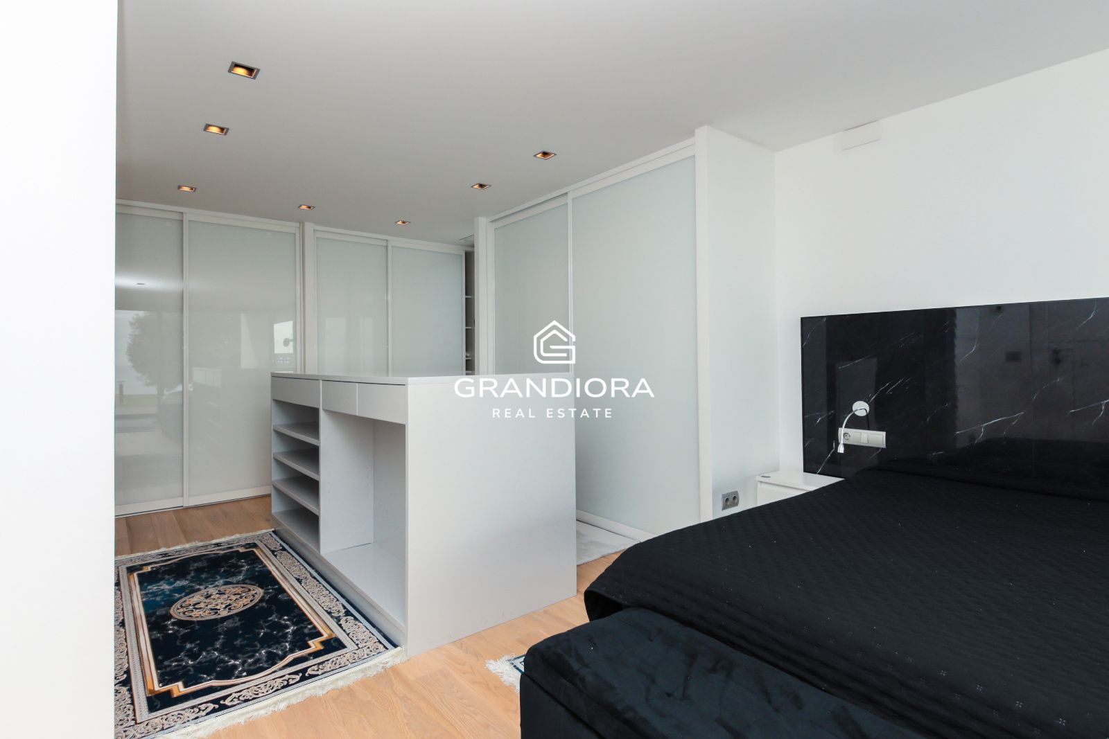 Impresionante casa independiente con vistas panorámicas al mar y 546 m² - Imagen 26