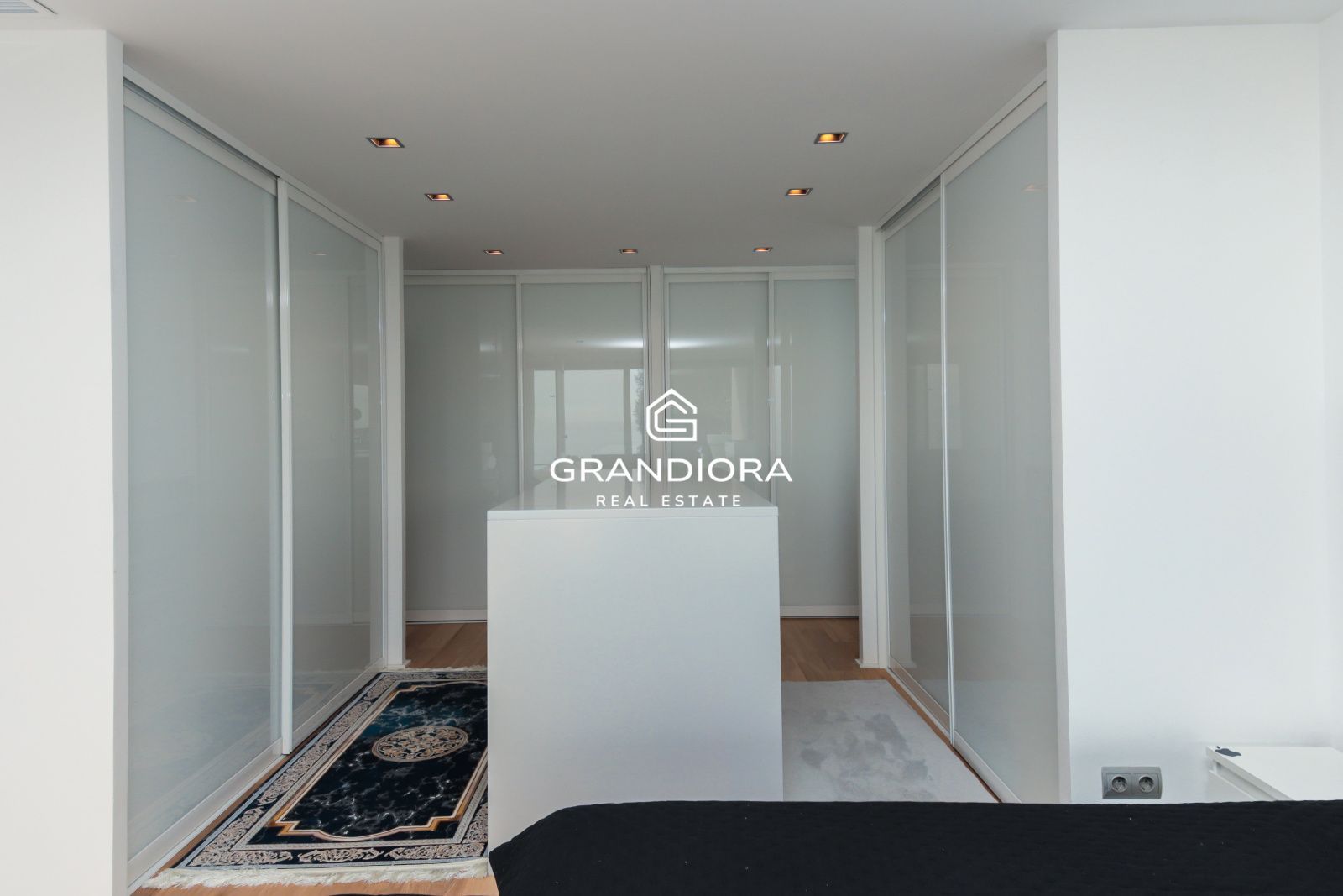 Impresionante casa independiente con vistas panorámicas al mar y 546 m² - Imagen 27