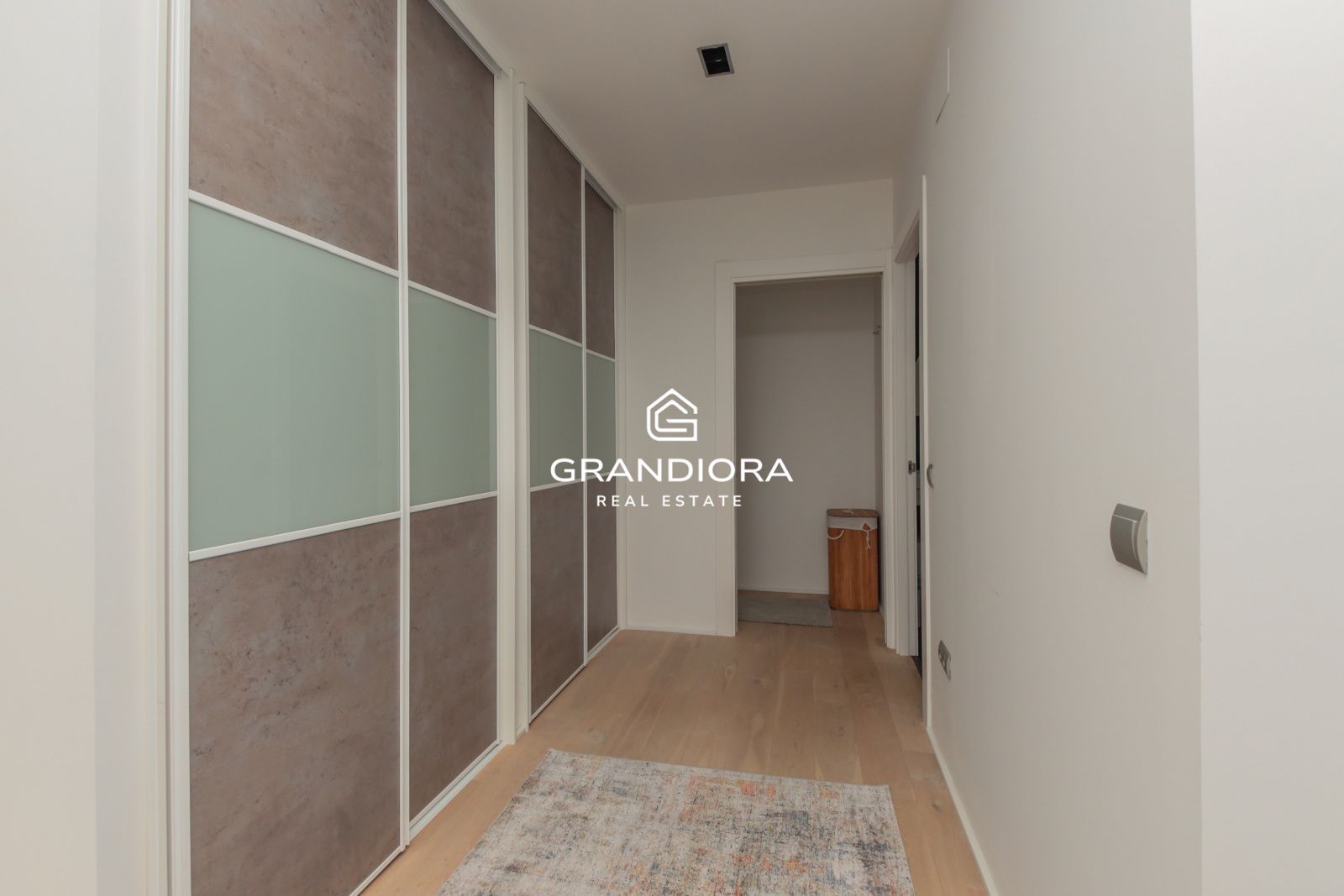 Impresionante casa independiente con vistas panorámicas al mar y 546 m² - Imagen 45