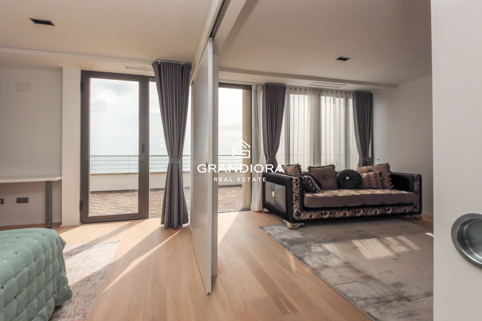 Impresionante casa independiente con vistas panorámicas al mar y 546 m² - Imagen 36