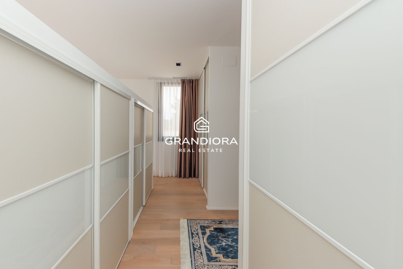 Impresionante casa independiente con vistas panorámicas al mar y 546 m² - Imagen 64