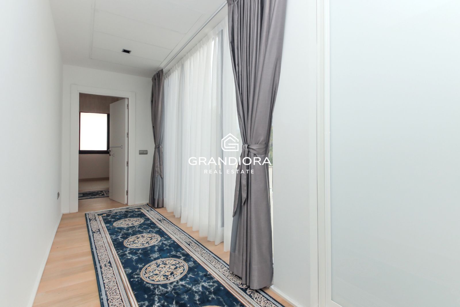 Impresionante casa independiente con vistas panorámicas al mar y 546 m² - Imagen 32