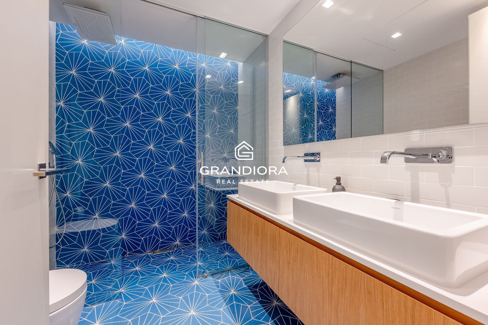 Exclusivo piso de diseño en la Dreta de l'Eixample con servicios premium - Imagen 40