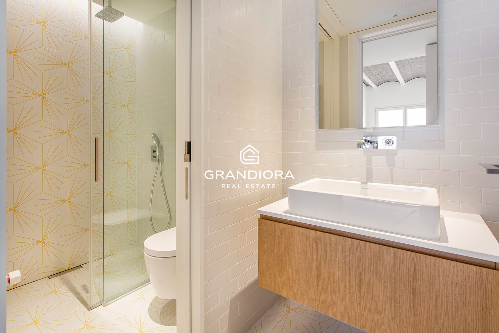 Apartamento de lujo con concierge y wellness center en Eixample - Imagen 19