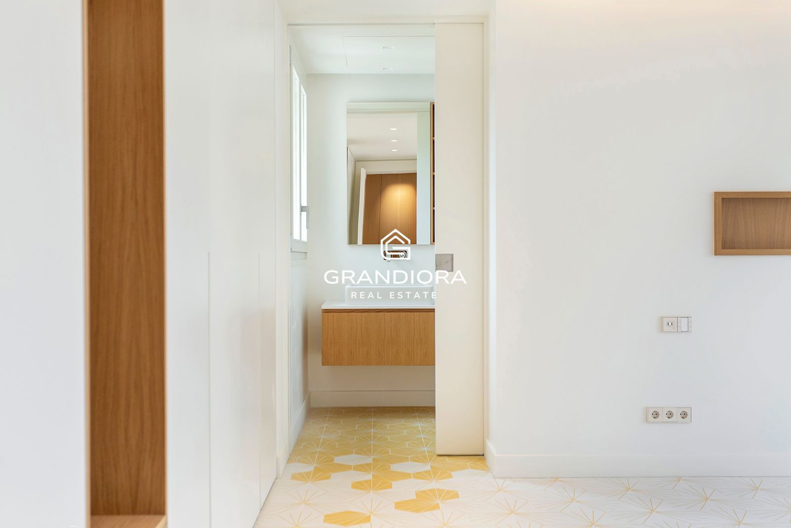 Apartamento de lujo con concierge y wellness center en Eixample - Imagen 15