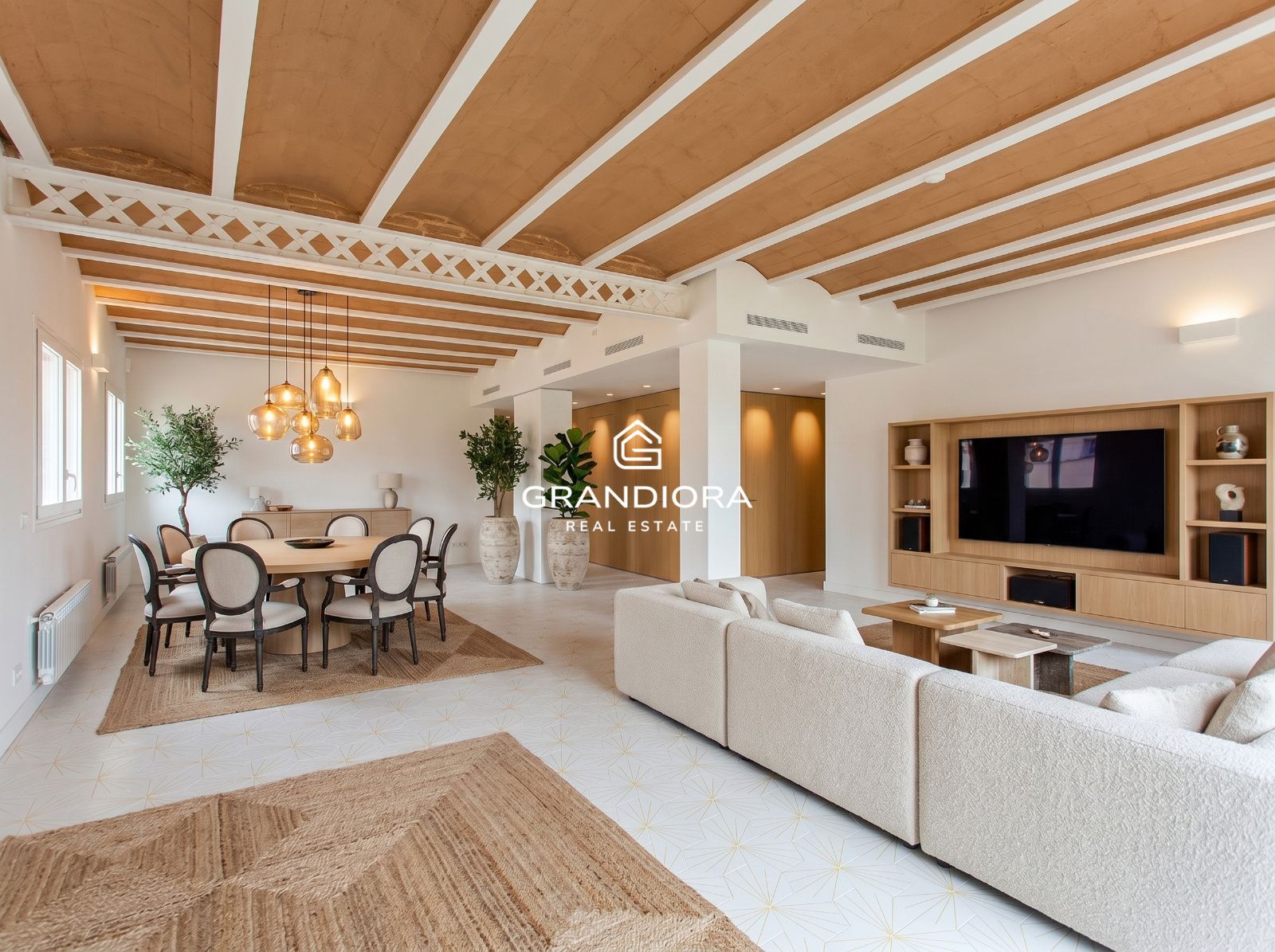 Apartamento de lujo con concierge y wellness center en Eixample - Imagen 2
