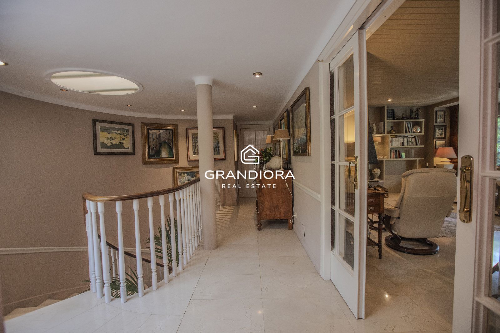 Villa de lujo con piscina y terreno en Sant Andreu de Llavaneres, Barcelona - Imagen 25