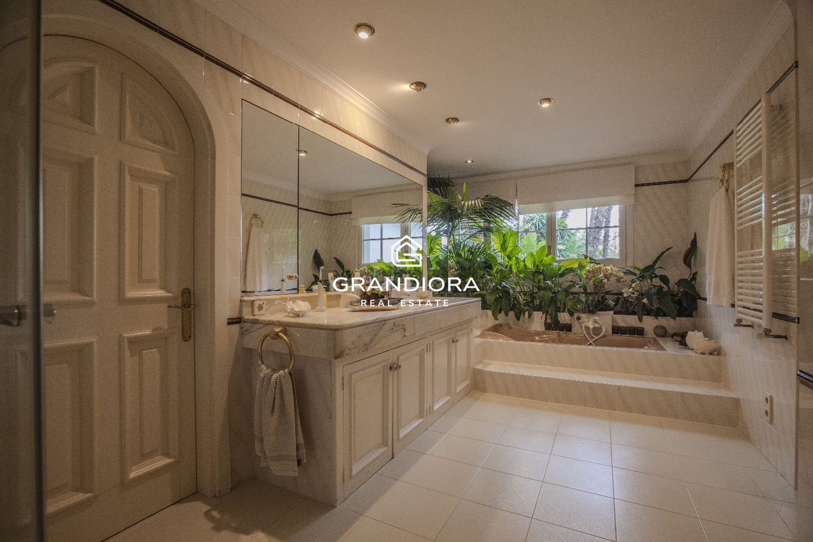 Villa de lujo con piscina y terreno en Sant Andreu de Llavaneres, Barcelona - Imagen 34