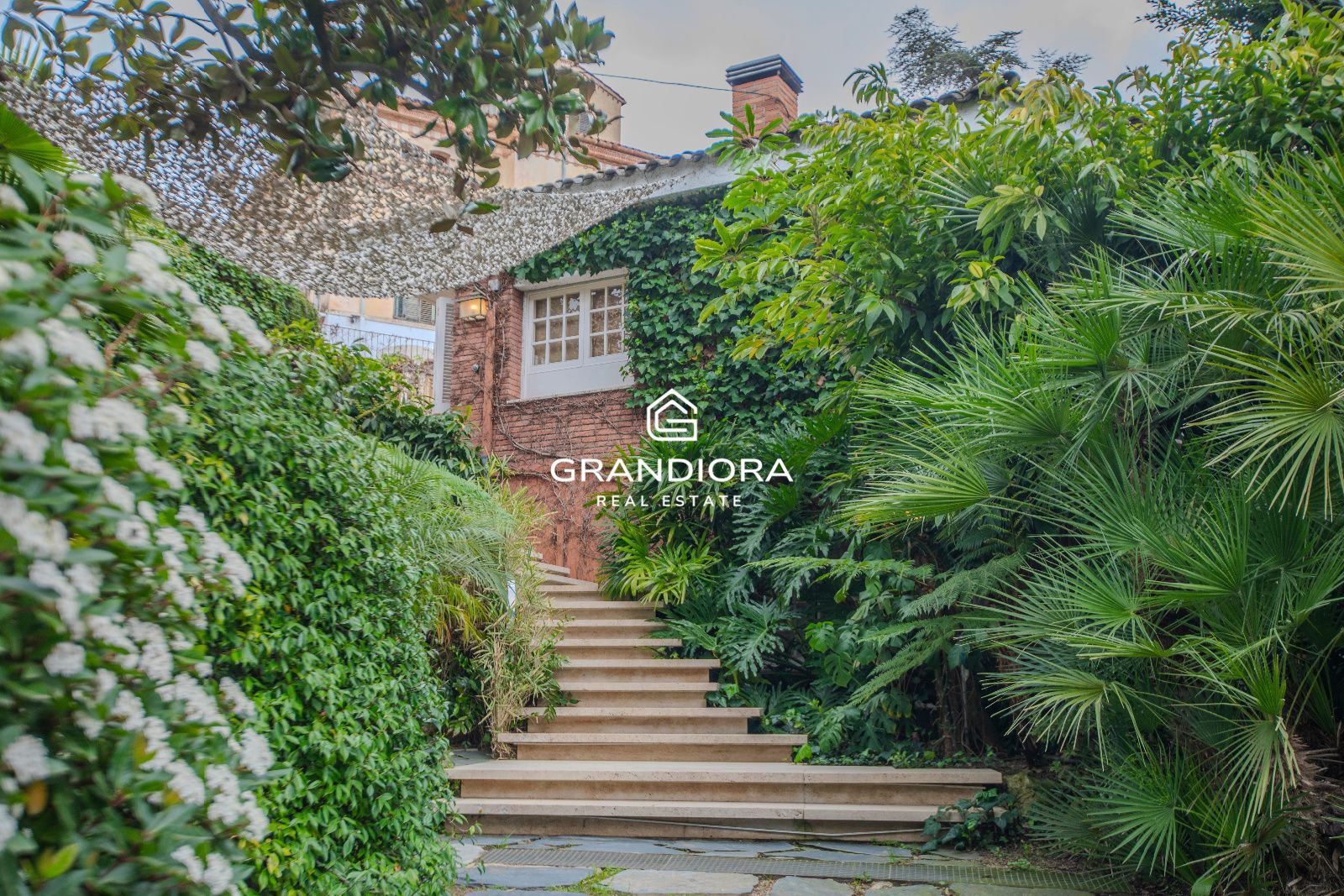 Villa de lujo con piscina y terreno en Sant Andreu de Llavaneres, Barcelona - Imagen 14