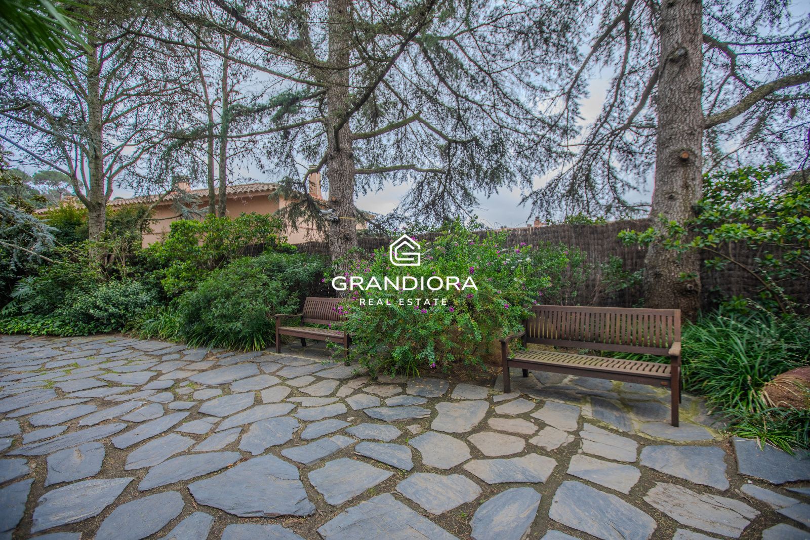 Villa de lujo con piscina y terreno en Sant Andreu de Llavaneres, Barcelona - Imagen 12